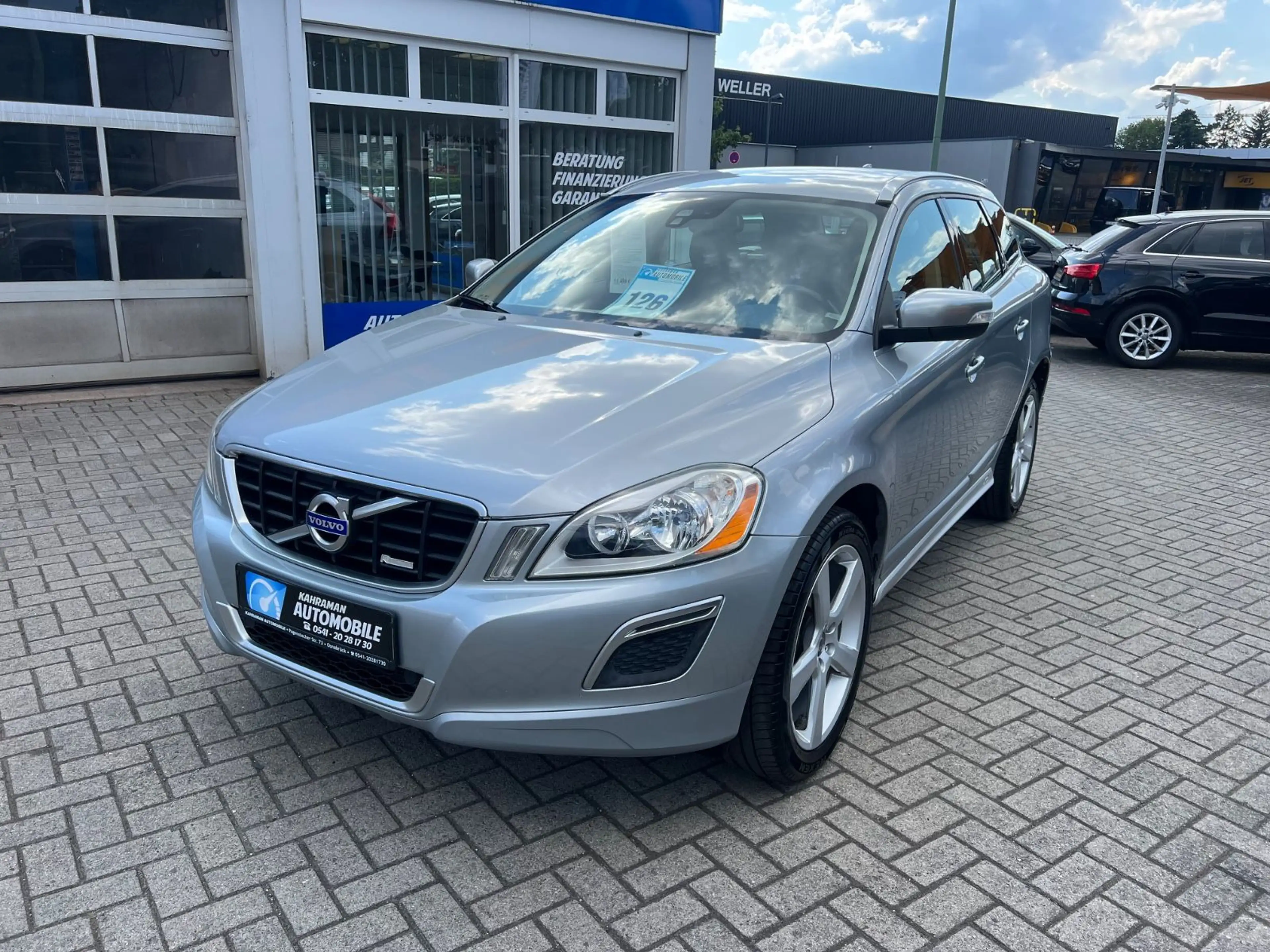 Volvo XC60 XC60 R-Design 2WD — photo 2