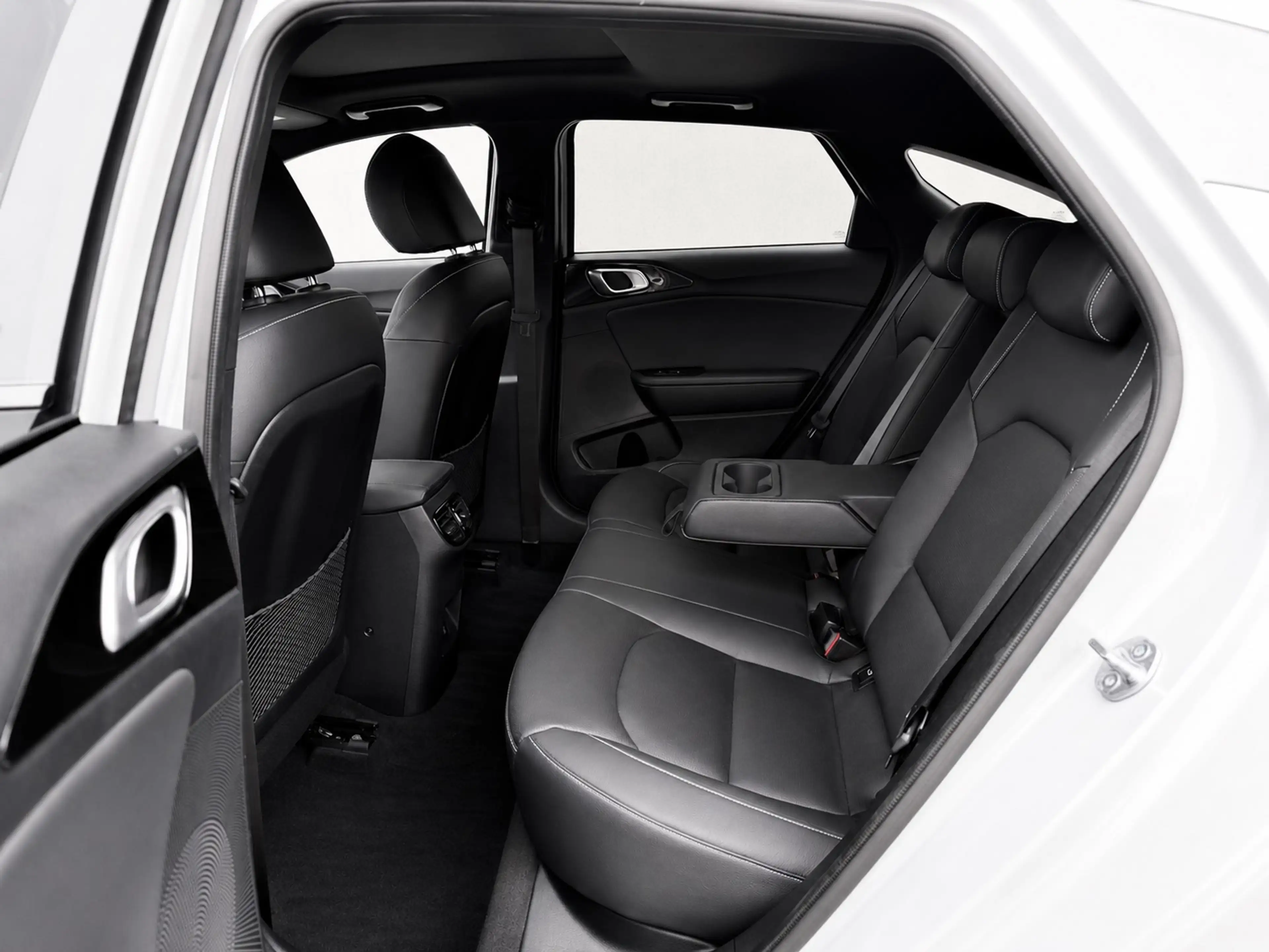 Kia ProCeed / pro_cee'd 1.5i TURBO 140CV GT-LiNE PANO BAUTO F1 CARPLAY DiSTRO++ — photo 14