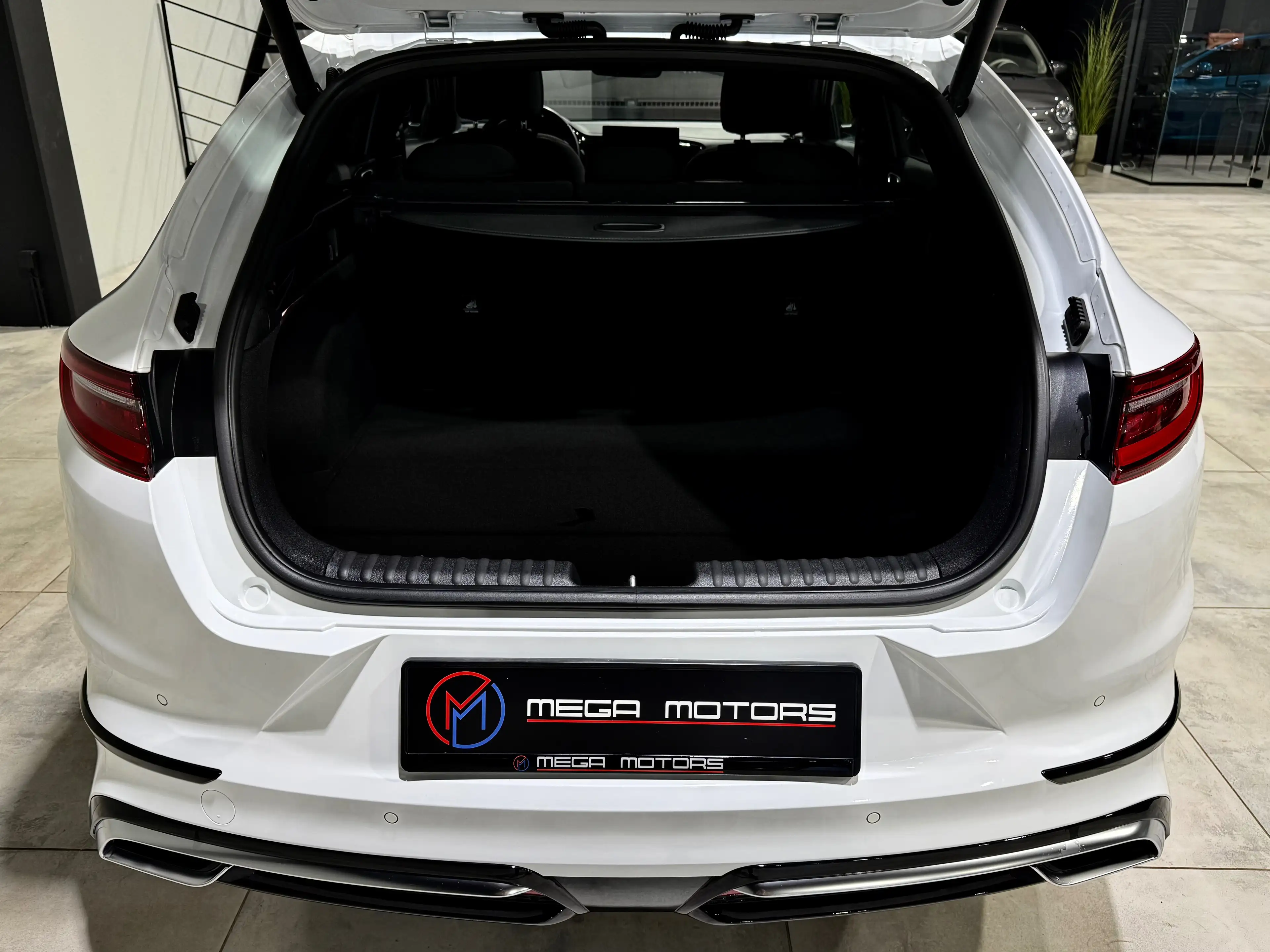 Kia ProCeed / pro_cee'd 1.5i TURBO 140CV GT-LiNE PANO BAUTO F1 CARPLAY DiSTRO++ — photo 6