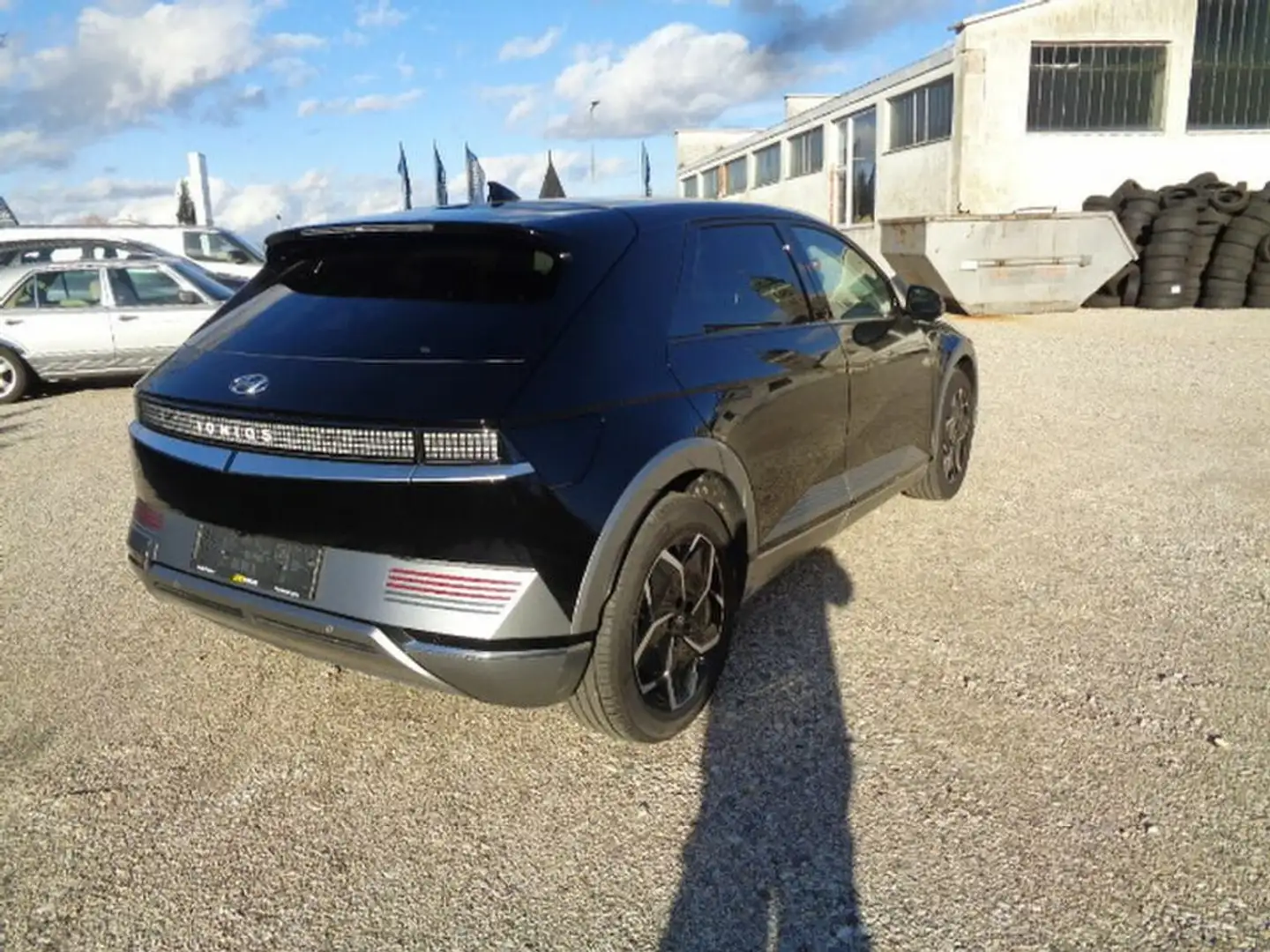 Hyundai IONIQ 5 Elektro 58,2kWh Plus Line Short Range Aut. Schwarz - 2