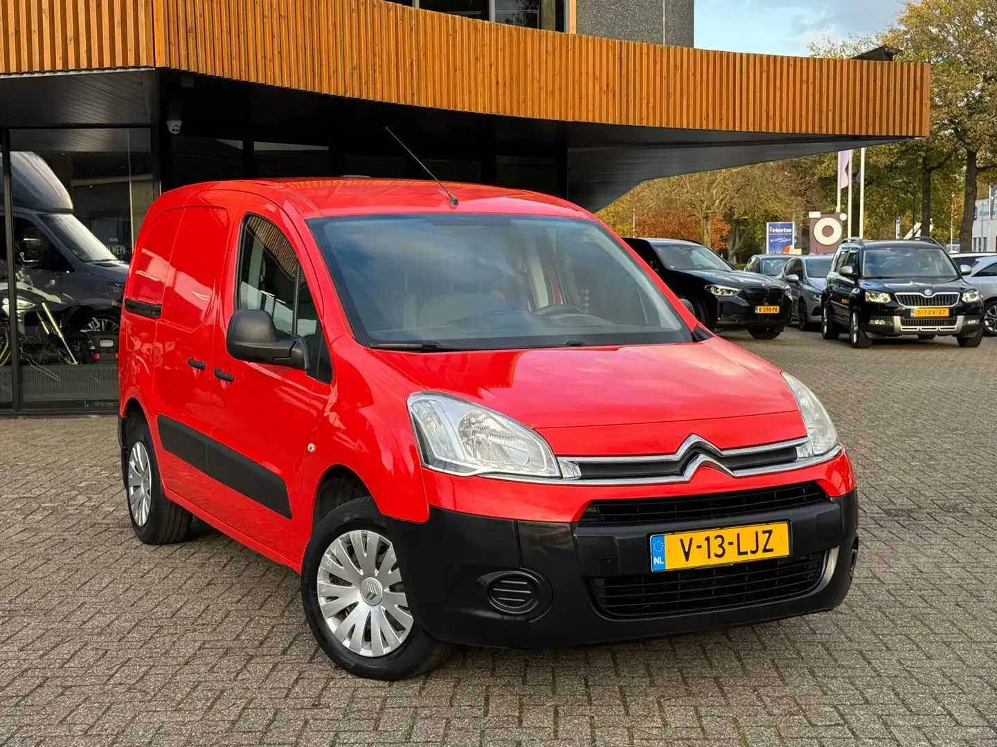 Citroen Berlingo 1.6 HDI 700 Club Economy/Marge/3-Zits/PDC/Airco/Ni Rosso - 2