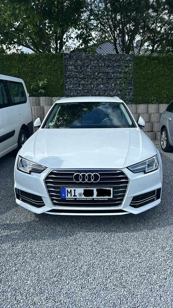 Audi A4 40 TDI design Weiß - 2
