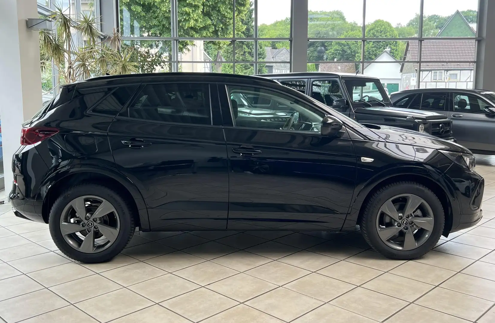 Opel Grandland X Grandland (x) 1.2Turbo GS*KAMERA*Teilleder*TPM* Schwarz - 2