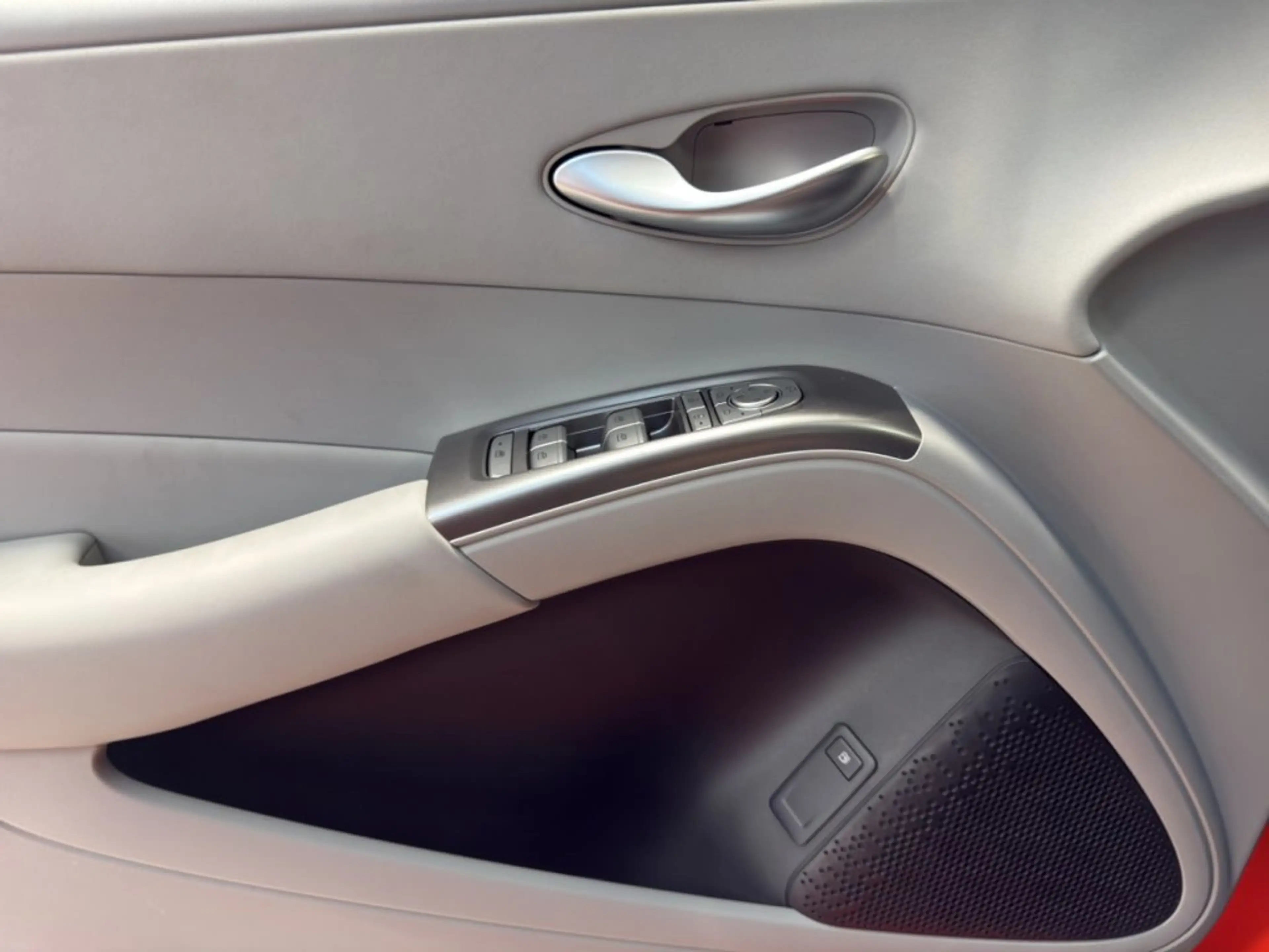 BYD Dolphin G DM-i Boost — photo 15