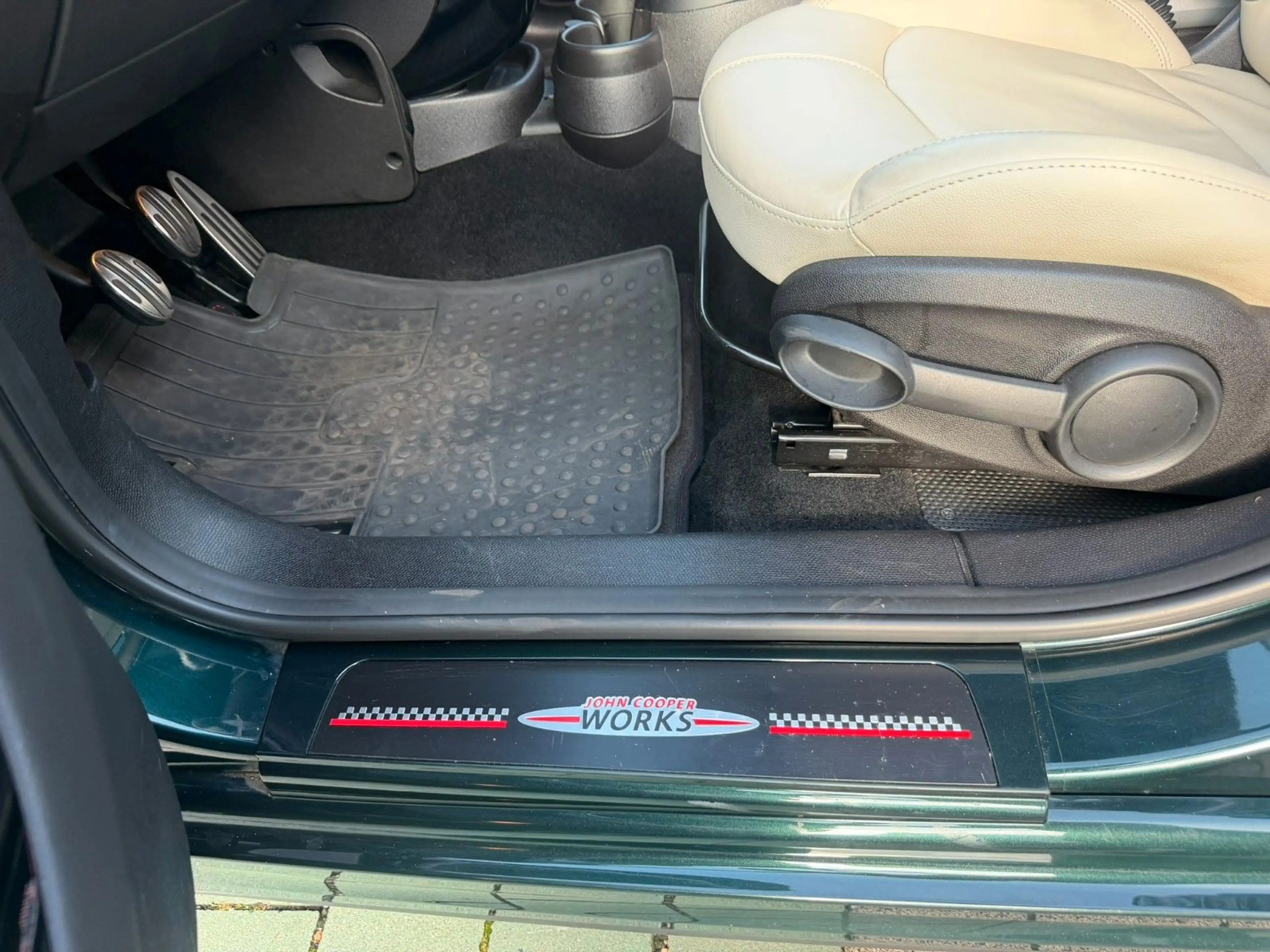 MINI John Cooper Works Countryman John Cooper Works — photo 24