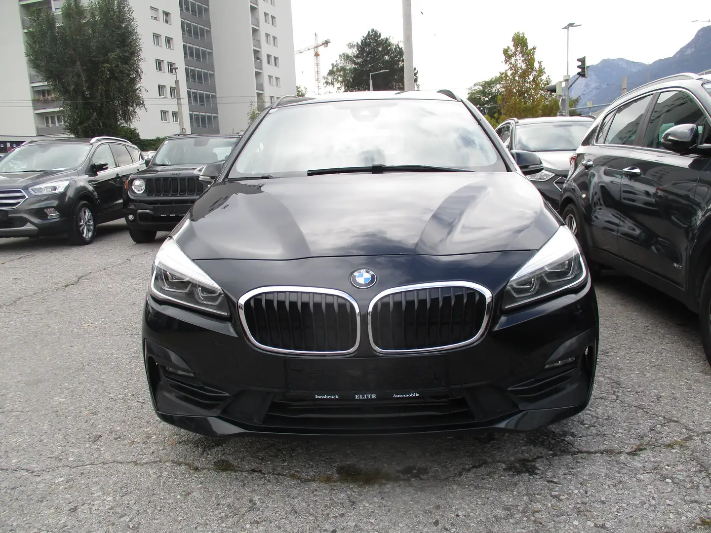 BMW 218 218 d xDrive Sport Line Schwarz - 2