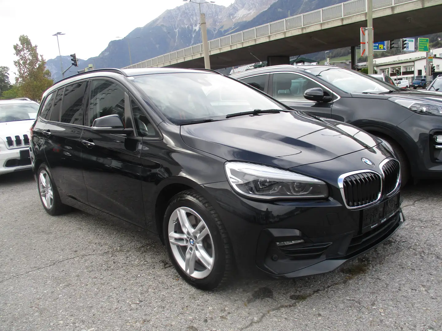 BMW 218 218 d xDrive Sport Line Schwarz - 1