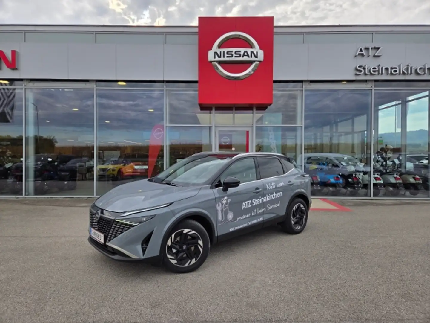 Nissan Qashqai N-Connecta+ 1,3l 158PS Grau - 1