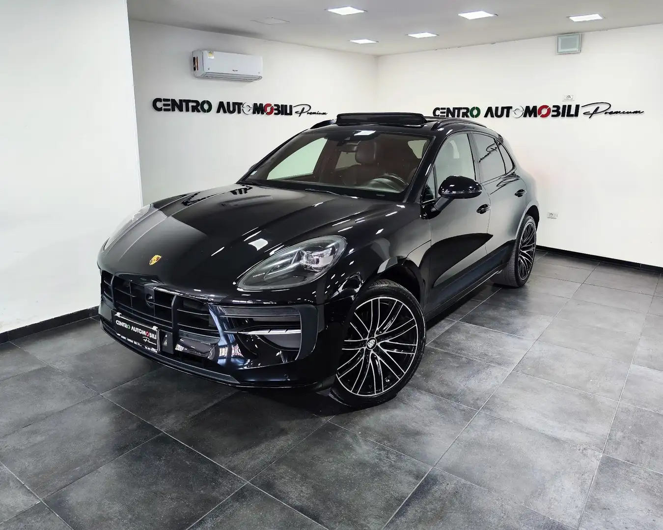 Porsche Macan 2.0 245cv Tetto Full Nero - 1