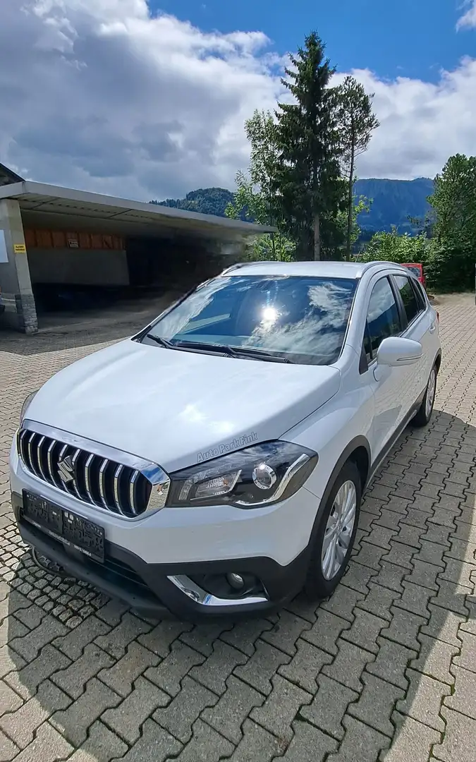 Suzuki SX4 S-Cross Blanc - 1