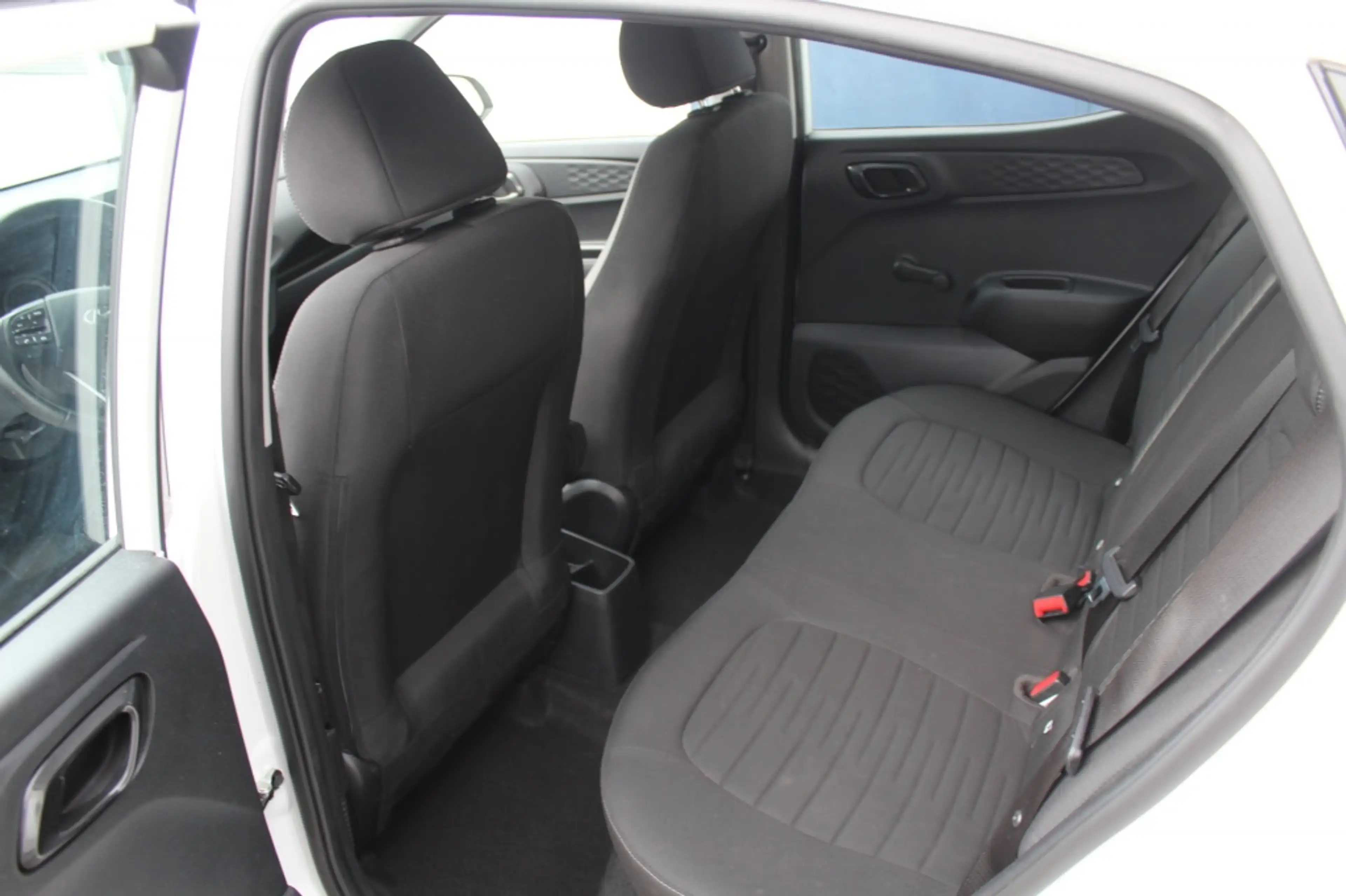 Hyundai i10 1.0 Comfort Automaat — photo 11