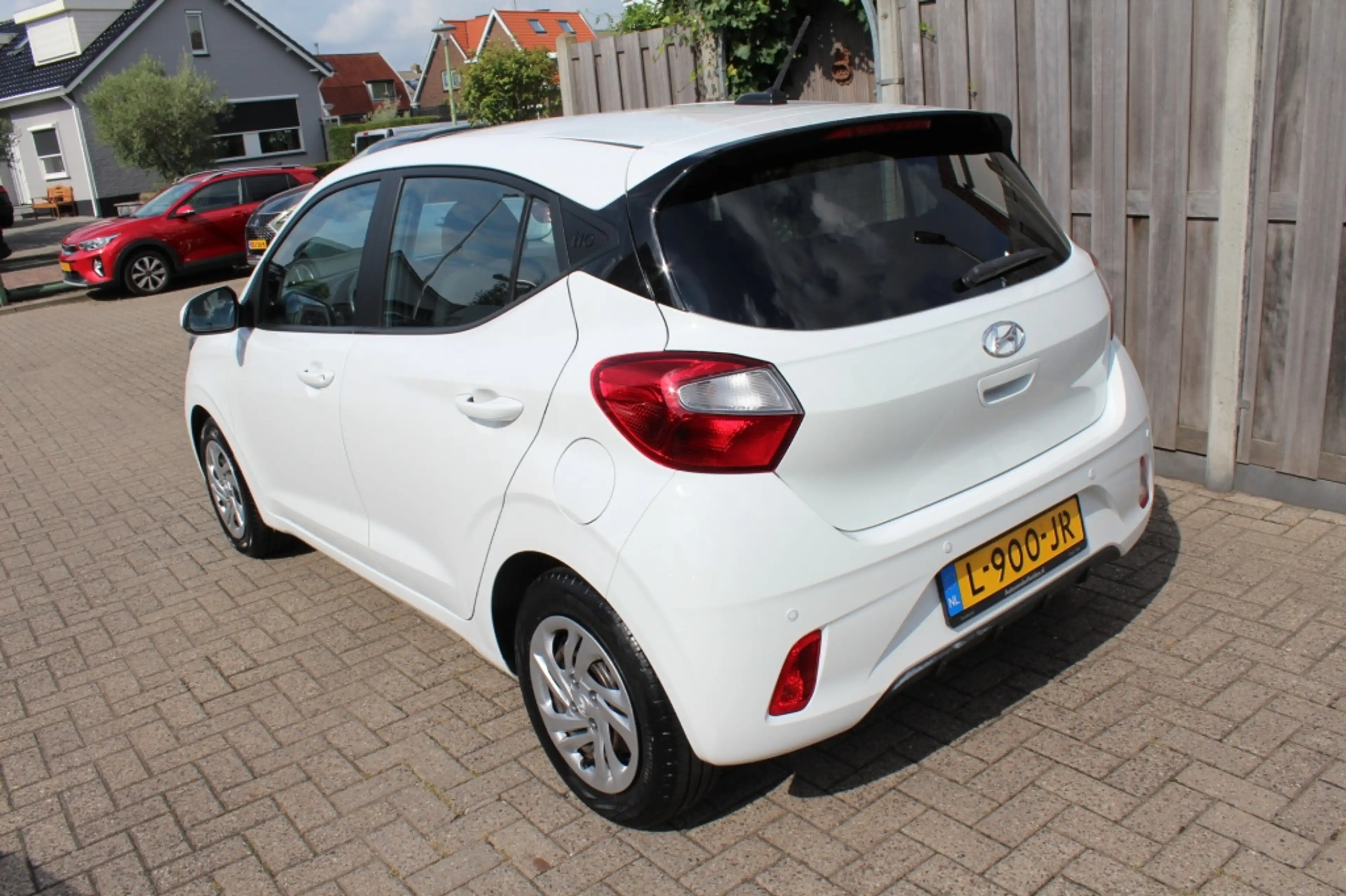 Hyundai i10 1.0 Comfort Automaat — photo 4