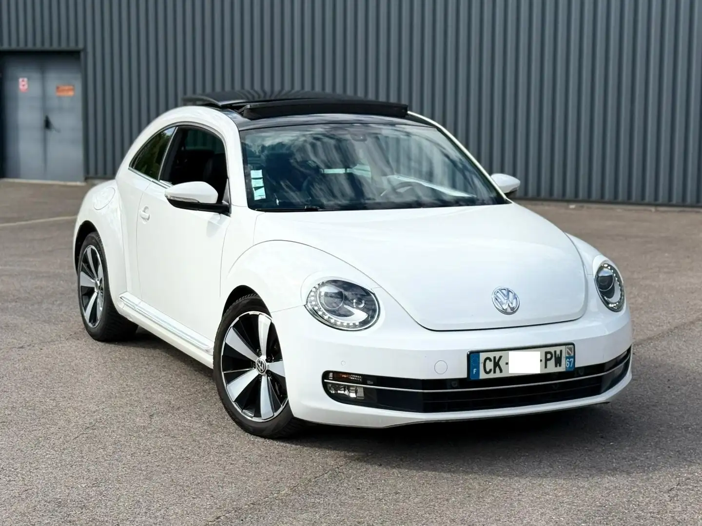 Volkswagen Beetle 1.6 tdi 105 ch Fender Edition Blanc - 2