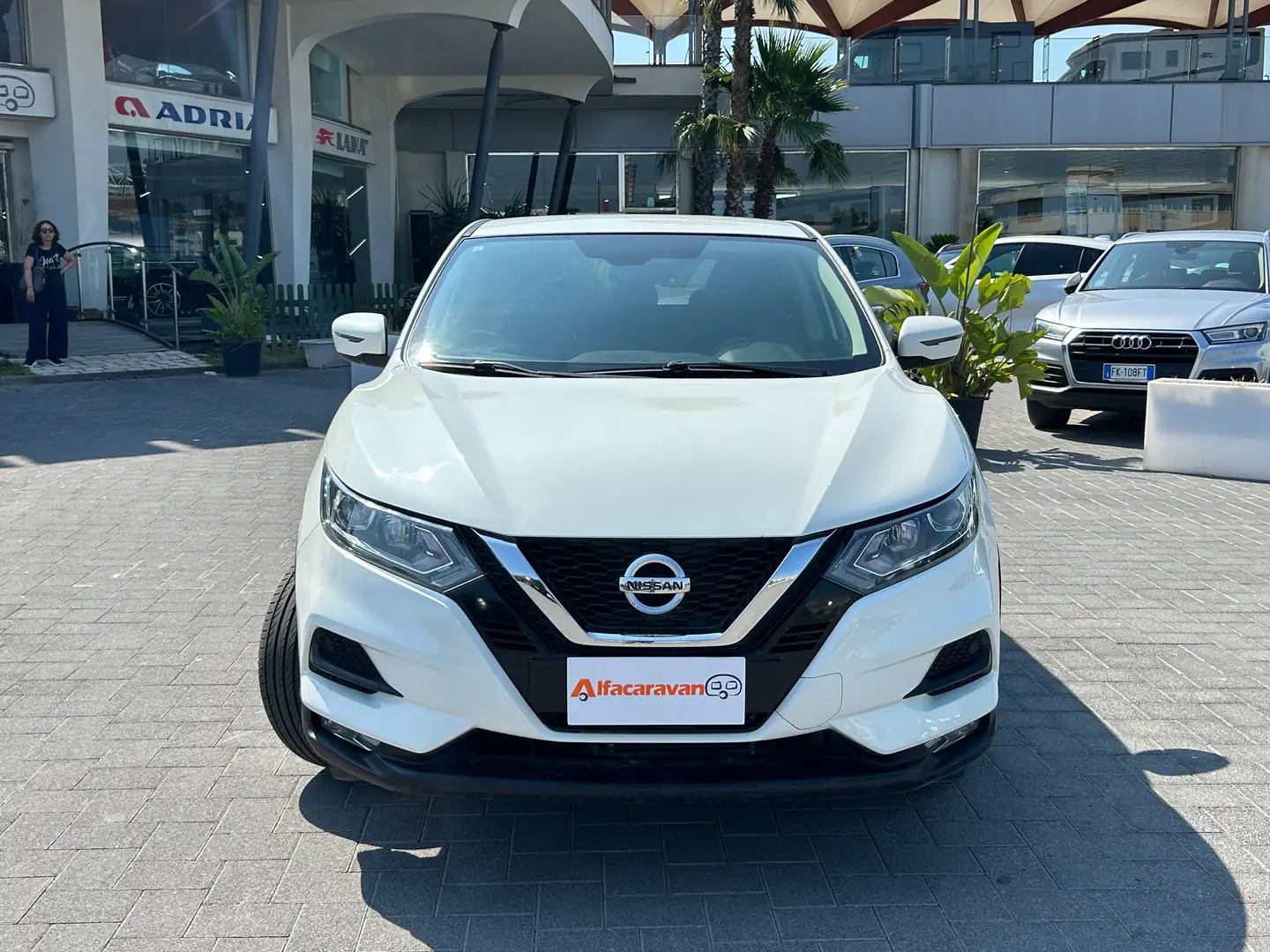 Nissan Qashqai Qashqai 1.6 dci Business 2wd 130cv xtronic Bianco - 2