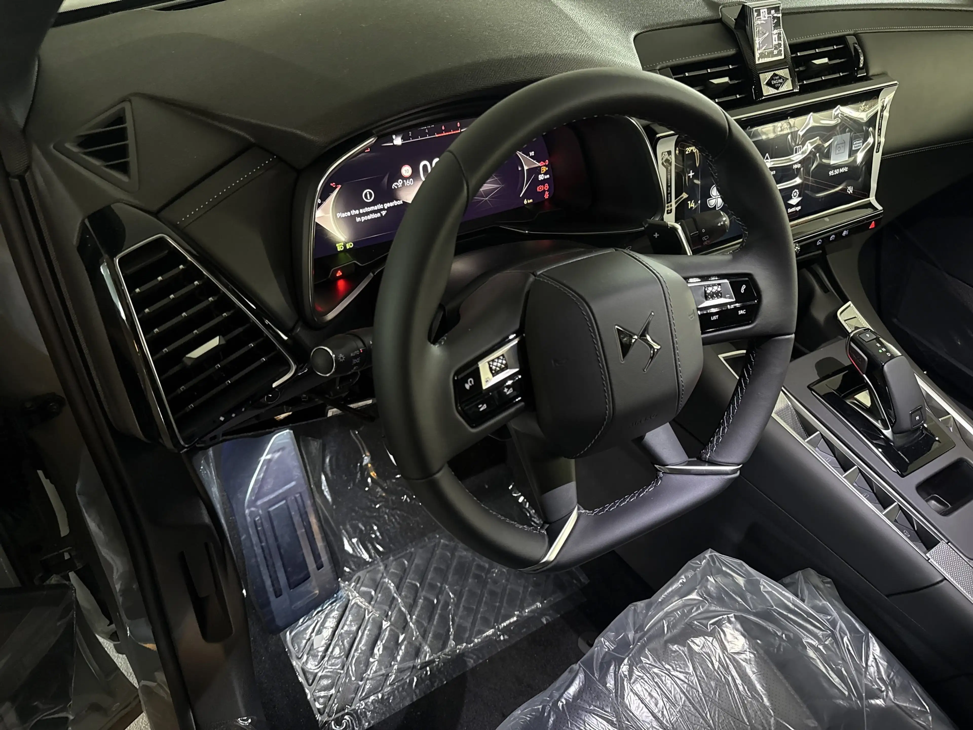 DS Automobiles DS 7 1.5 BlueHDi 130 Étoile ACC+Pano+SD+SHZ+Kam. — photo 8