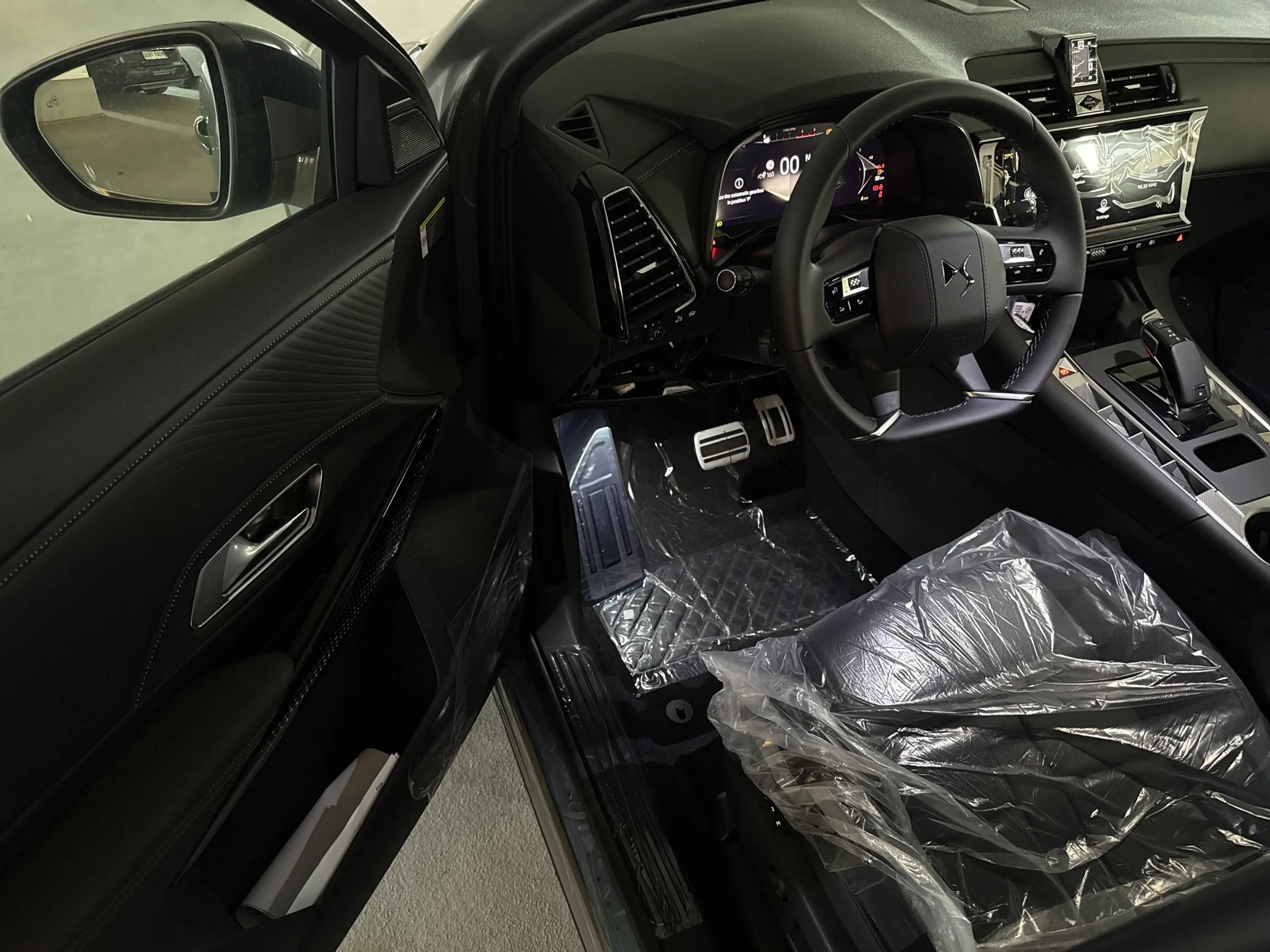 DS Automobiles DS 7 1.5 BlueHDi 130 Étoile ACC+Pano+SD+SHZ+Kam. — photo 6