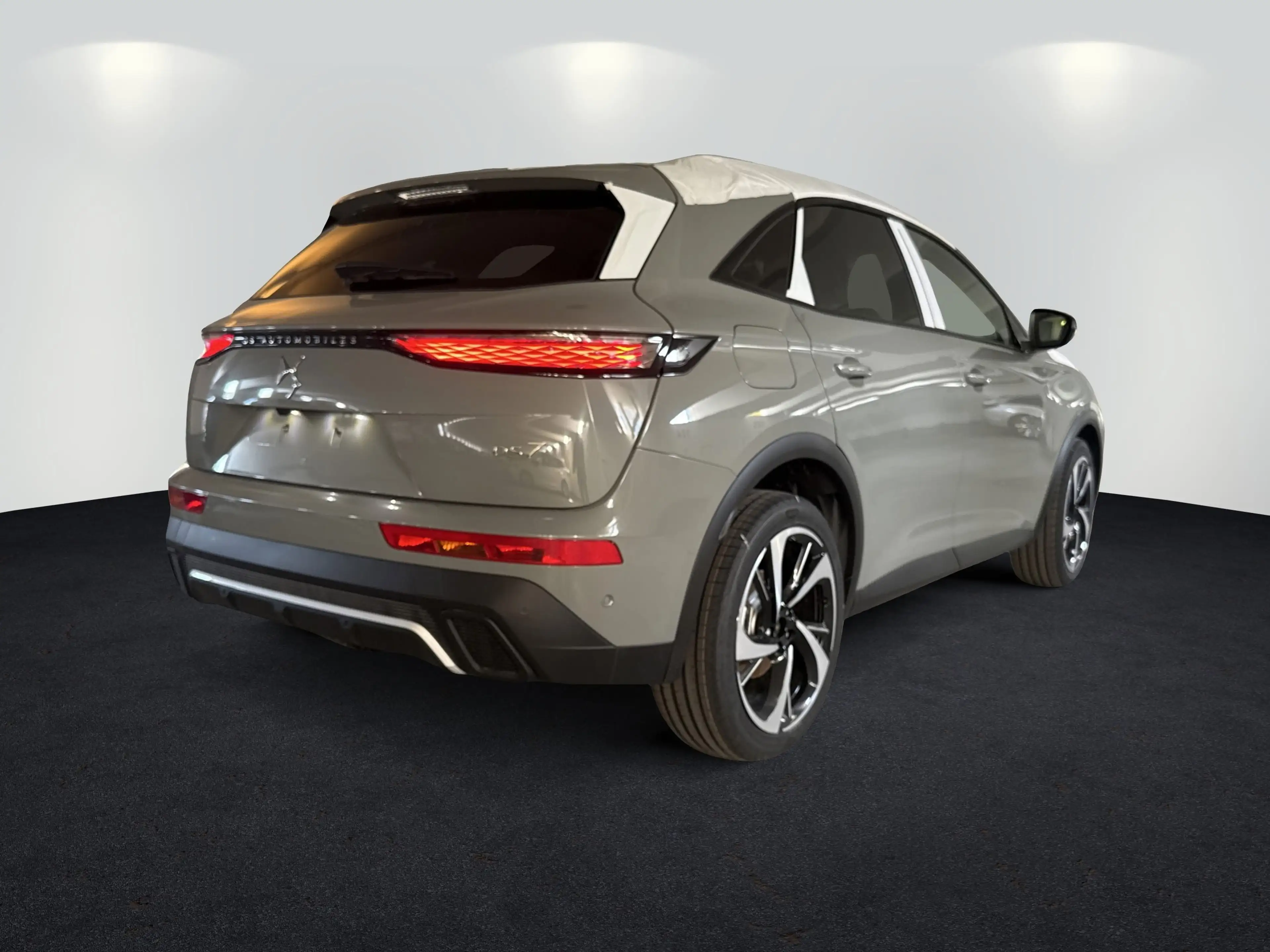 DS Automobiles DS 7 1.5 BlueHDi 130 Étoile ACC+Pano+SD+SHZ+Kam. — photo 4