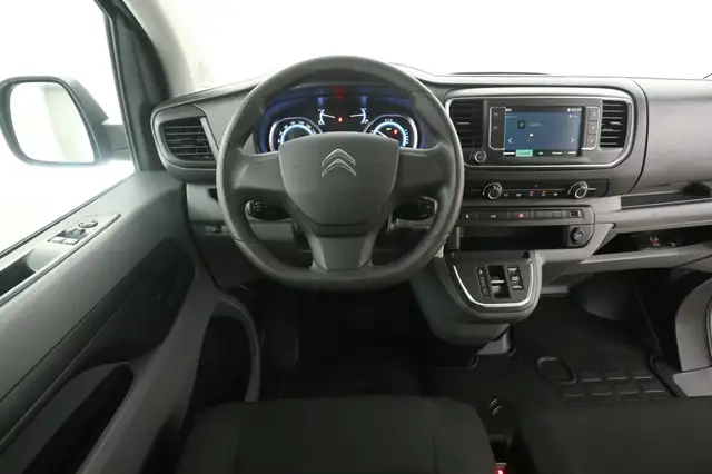 Opel Vivaro-E view 2