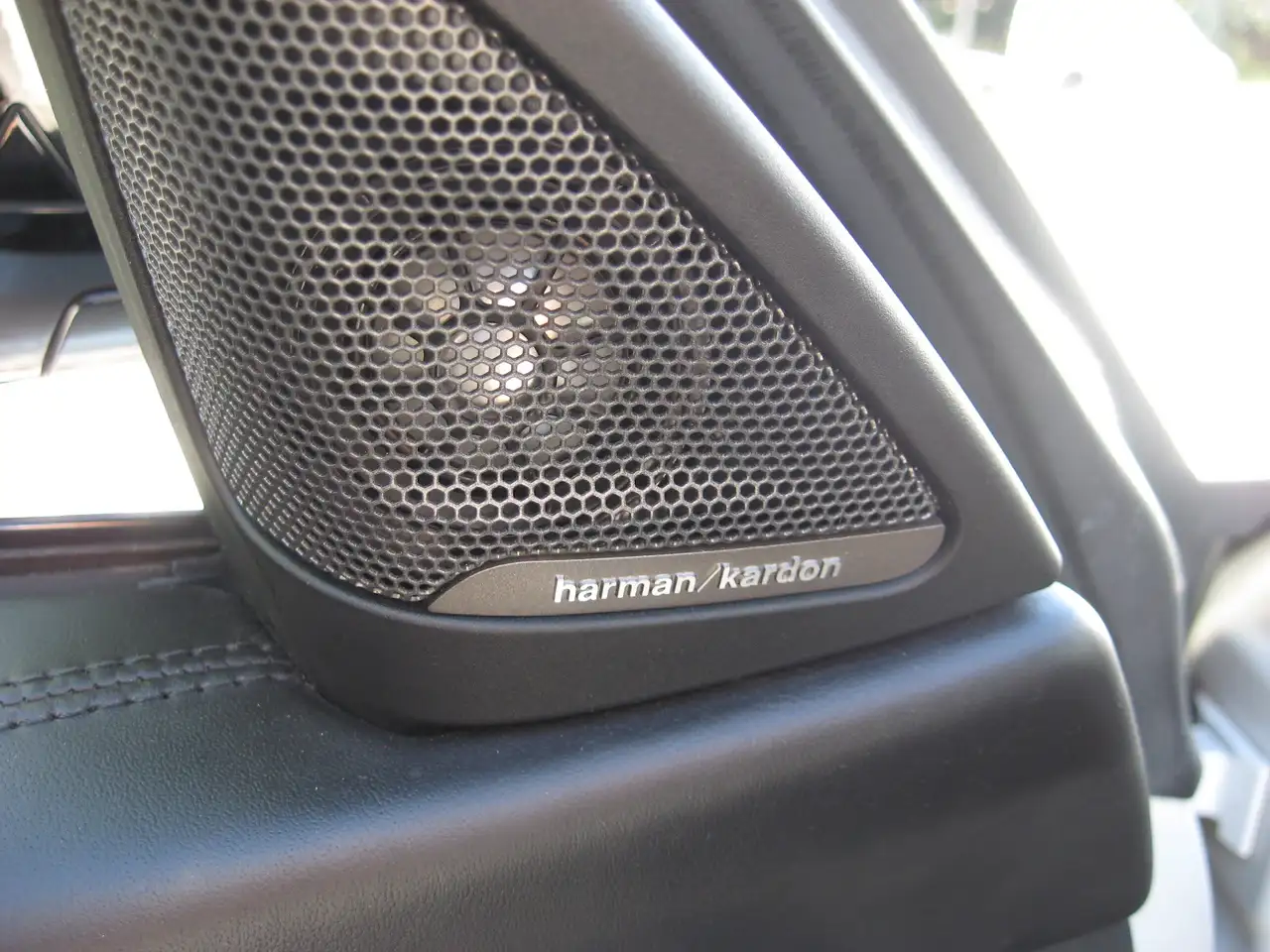 BMW M4 снимка BMW M4