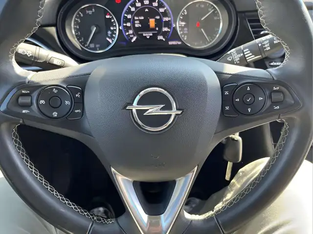 Opel Astra view 11