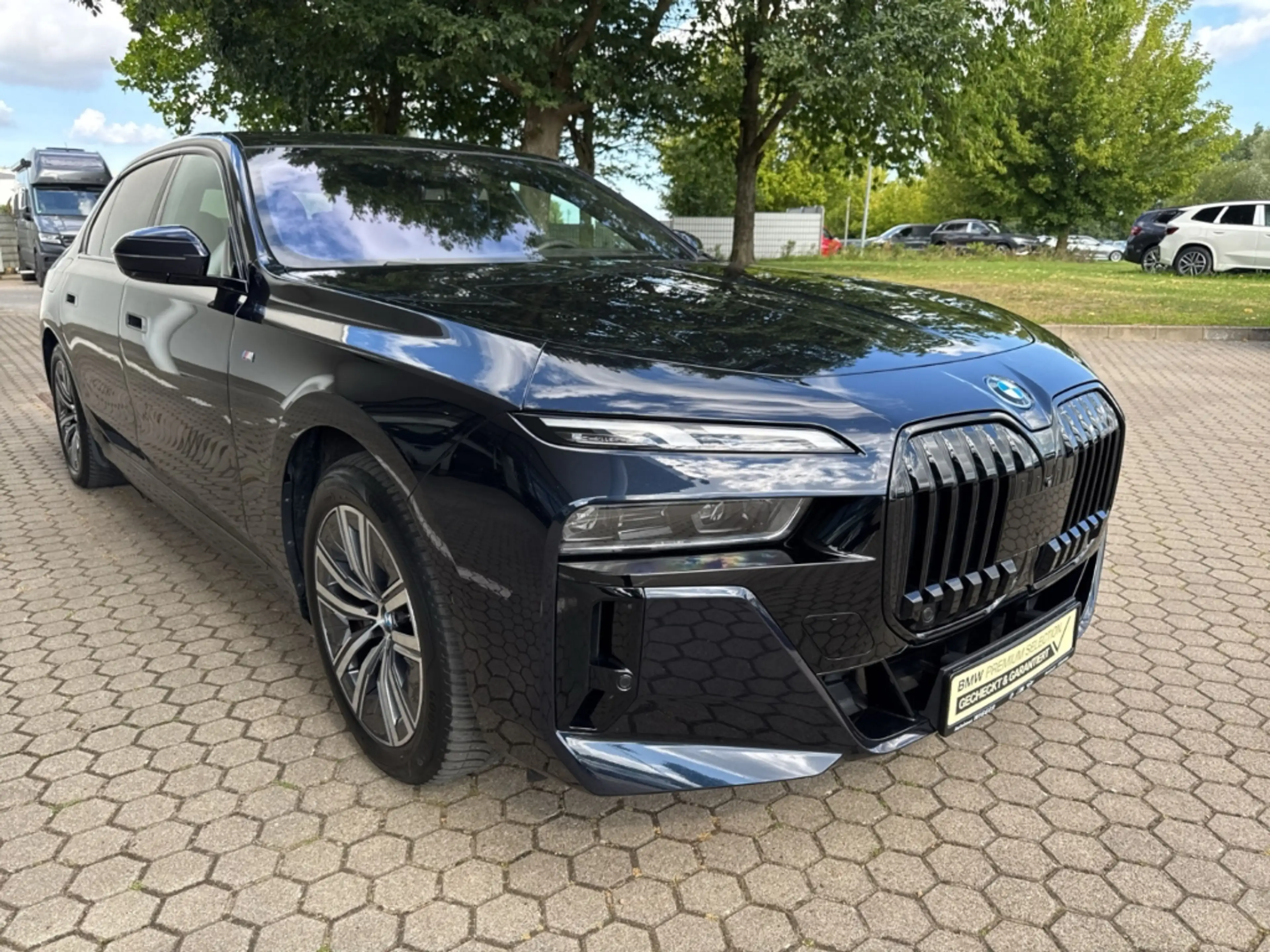 BMW i7 M Sport xDrive60/HUD/AHK/Bowers & Wilkins — photo 6