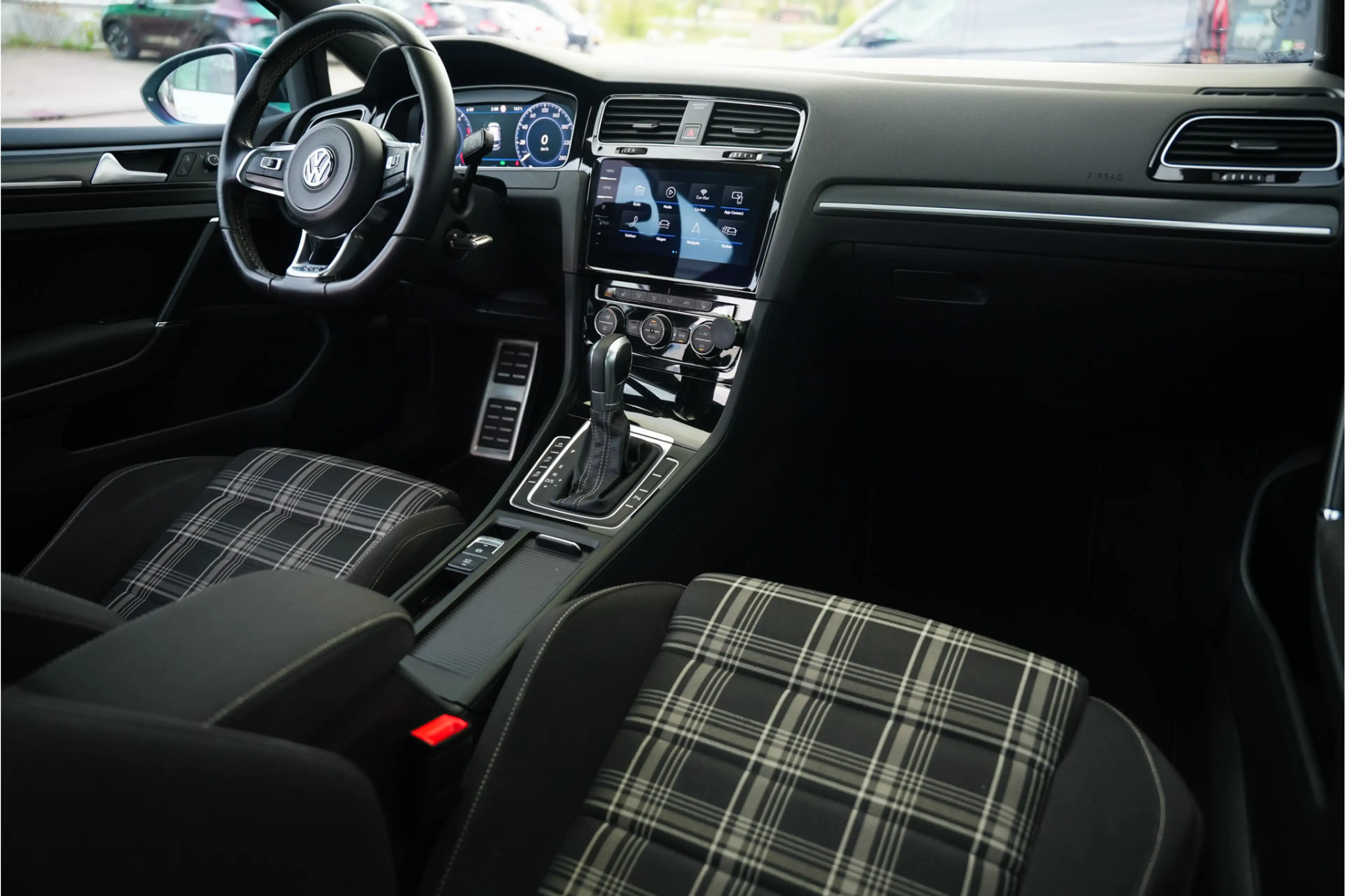 Volkswagen Golf GTD 7.5 2.0 TDI 184 pk /Automaat/ Pano-Dak/ Sport-Stoe — photo 15
