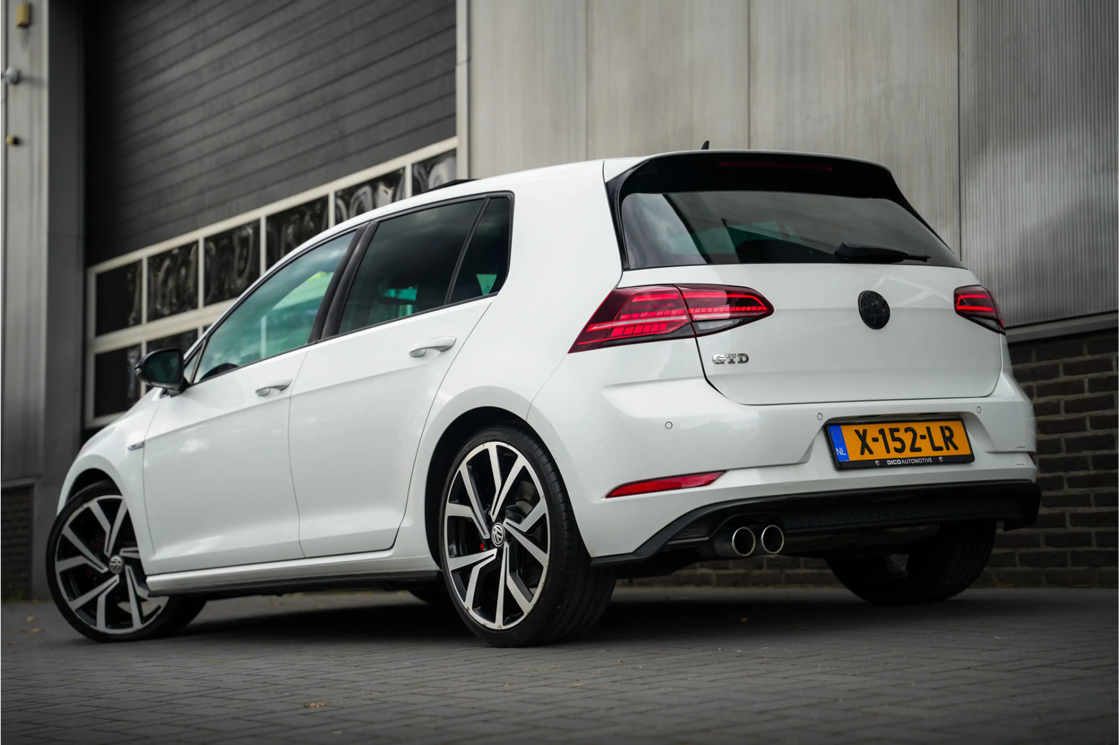 Volkswagen Golf GTD 7.5 2.0 TDI 184 pk /Automaat/ Pano-Dak/ Sport-Stoe — photo 6