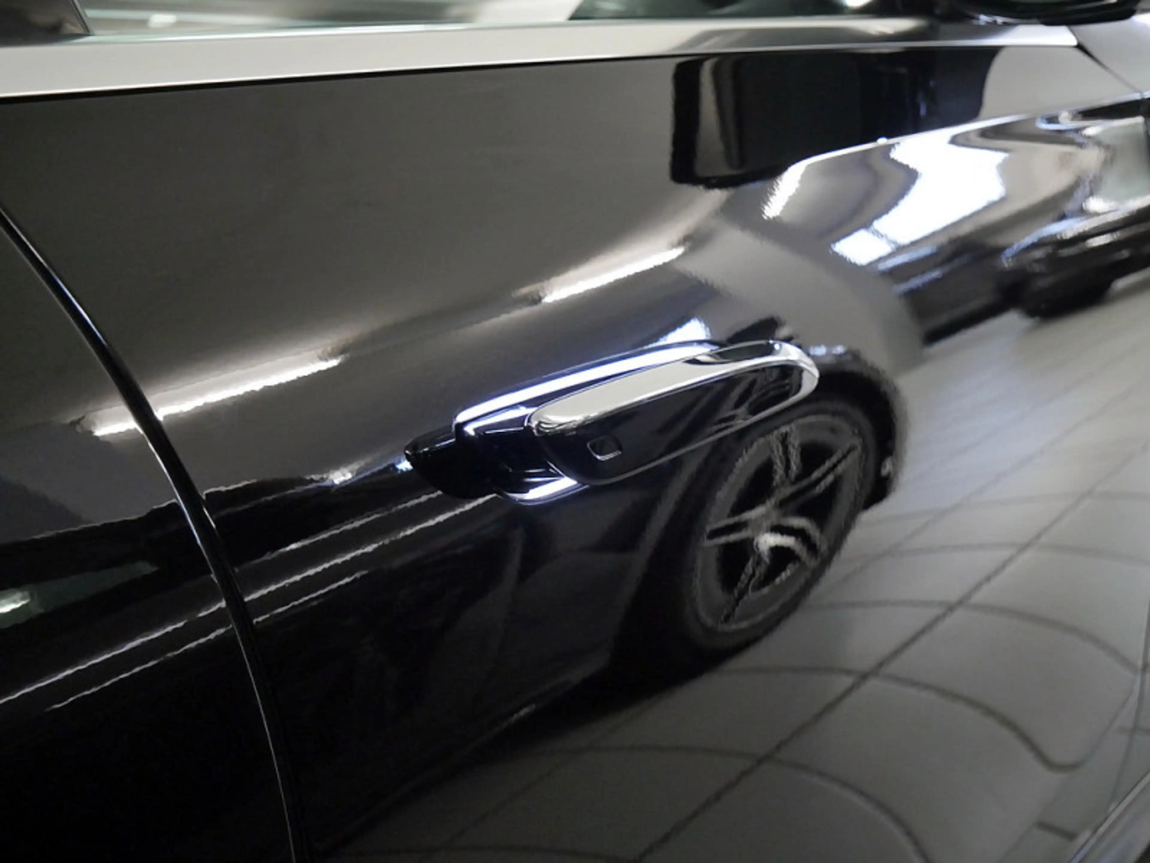Mercedes-Benz E 220 T d , AVANTGARDE AHK DISTR KAMERA SPUR — photo 10