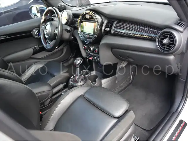 Mini Cooper Cooper view 6
