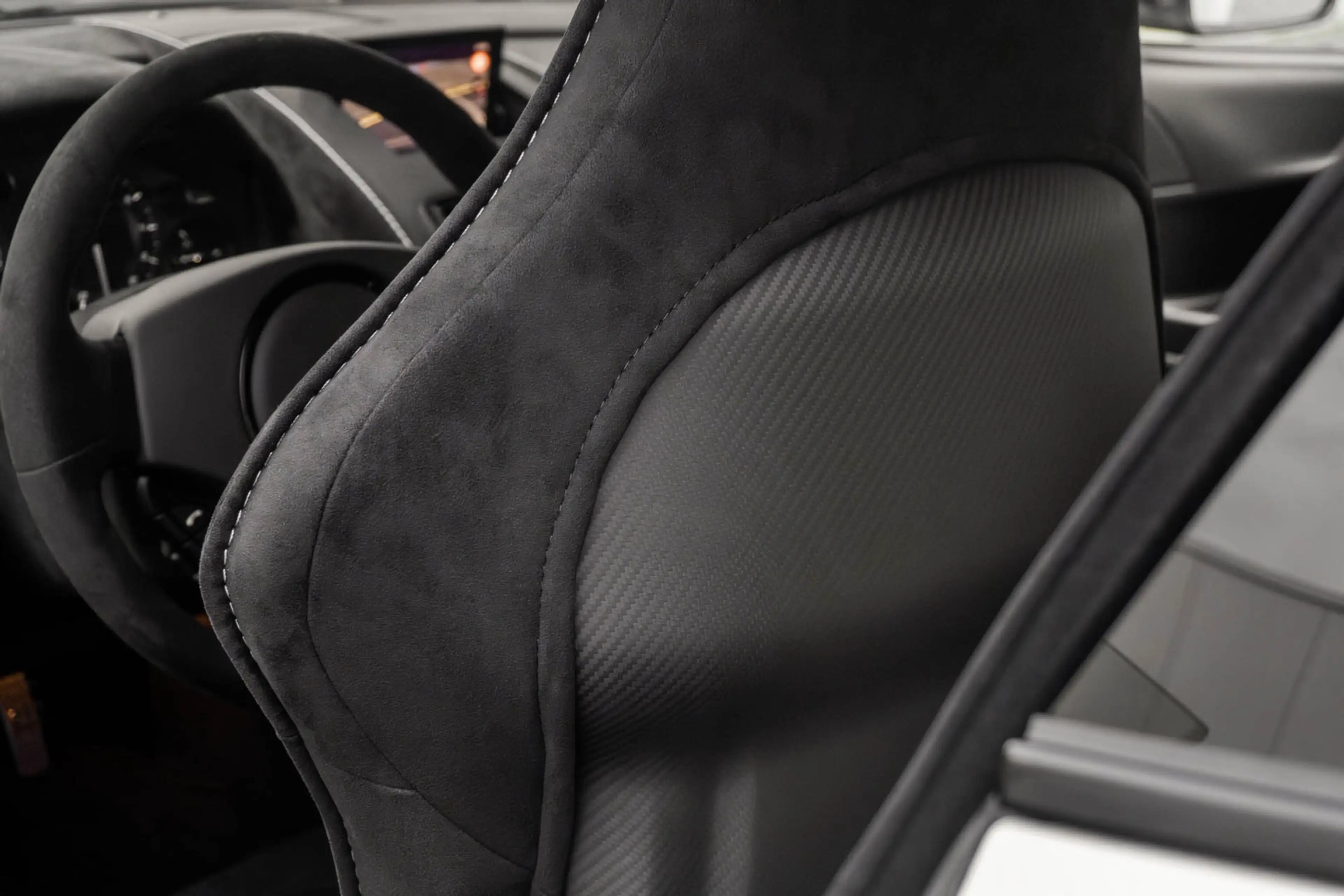 Aston Martin Vantage GT8 - Morning Frost White - Aero Pack - 1 of 150 — photo 14