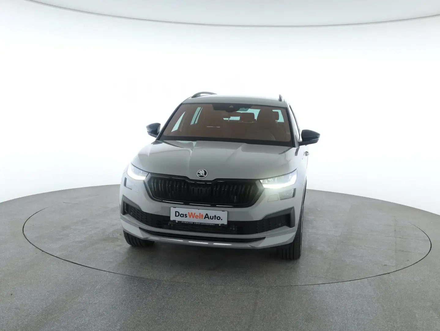 Skoda Kodiaq 4x4 SPORTLINE TDI DSG Grau - 2