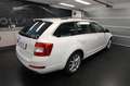 Skoda Octavia Elegance*BIXENON*MFL*SHZ*PDC*LEDER*GRA* Weiß - thumbnail 4