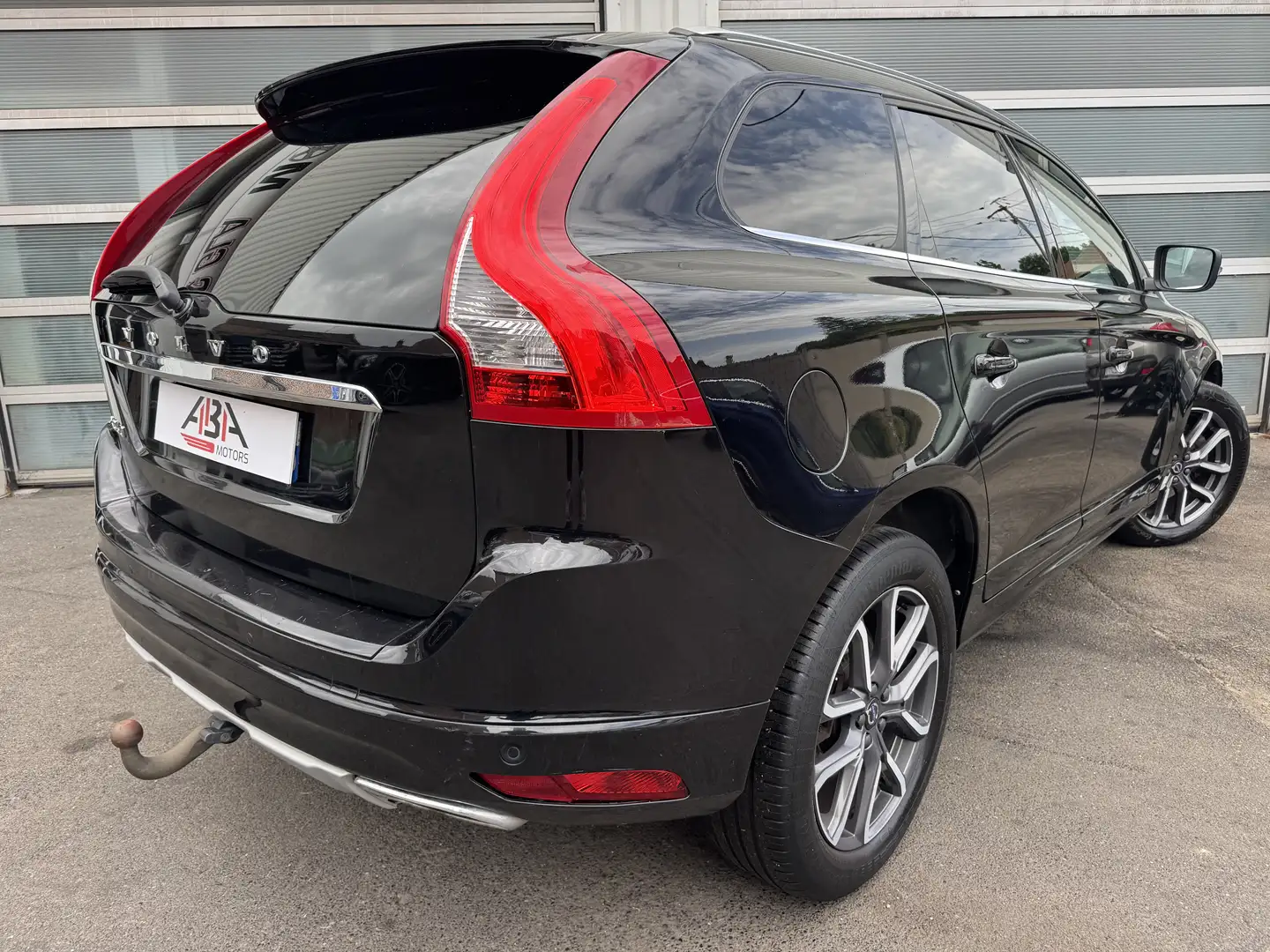 Volvo XC60 D3 150 ch Summum Geartronic A - 2