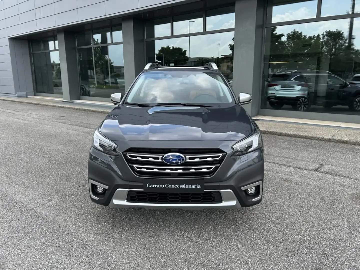 Subaru OUTBACK 2.5 Lineartronic PREMIUM Grau - 2