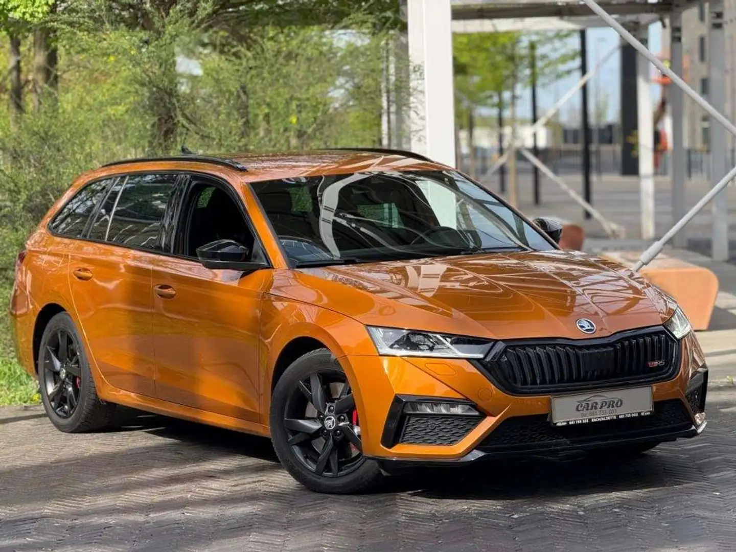 Skoda Octavia VRS Oranje - 2