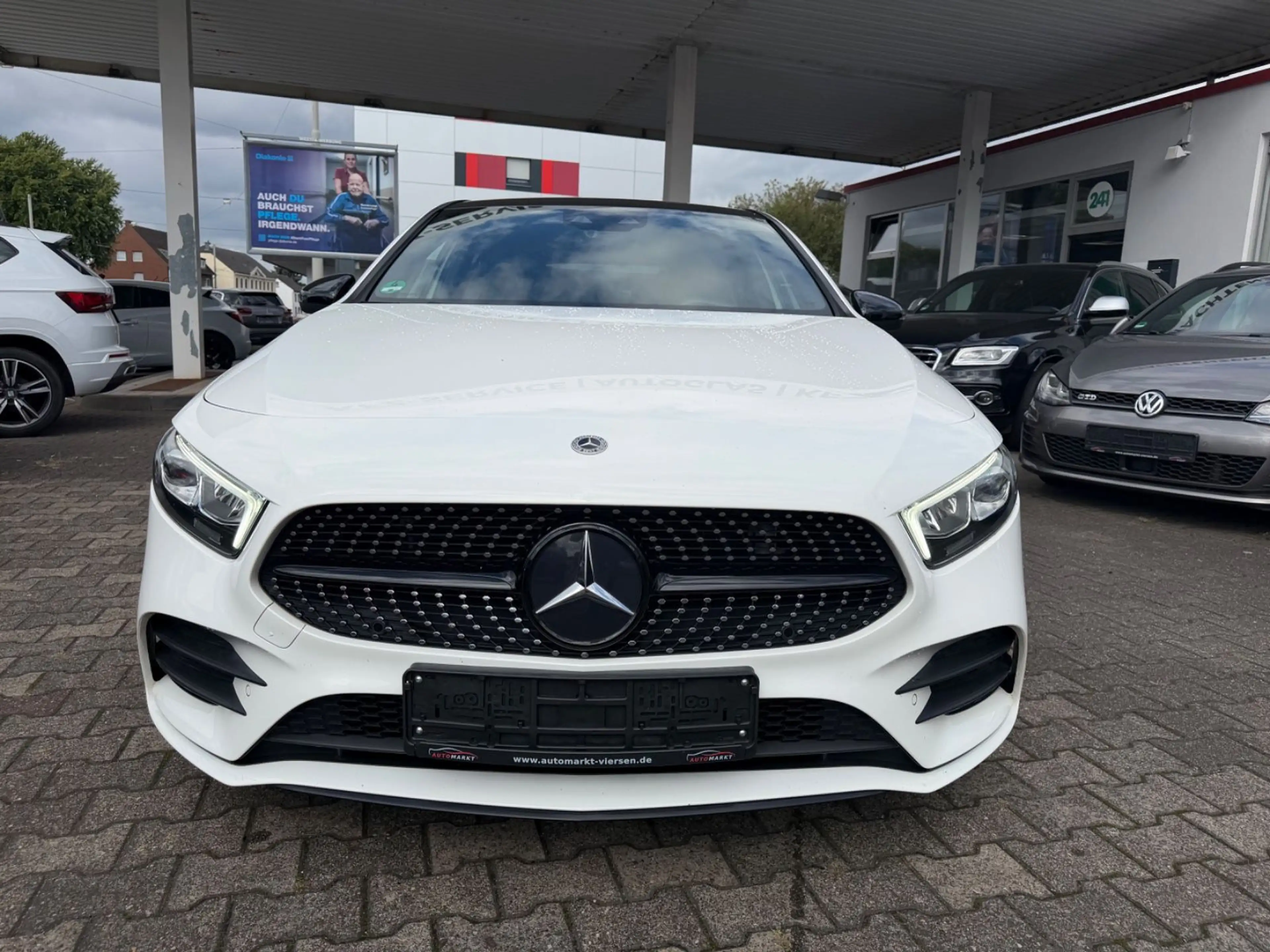 Mercedes-Benz A 220 *2H/SH*AMG*NightPaket* — photo 2