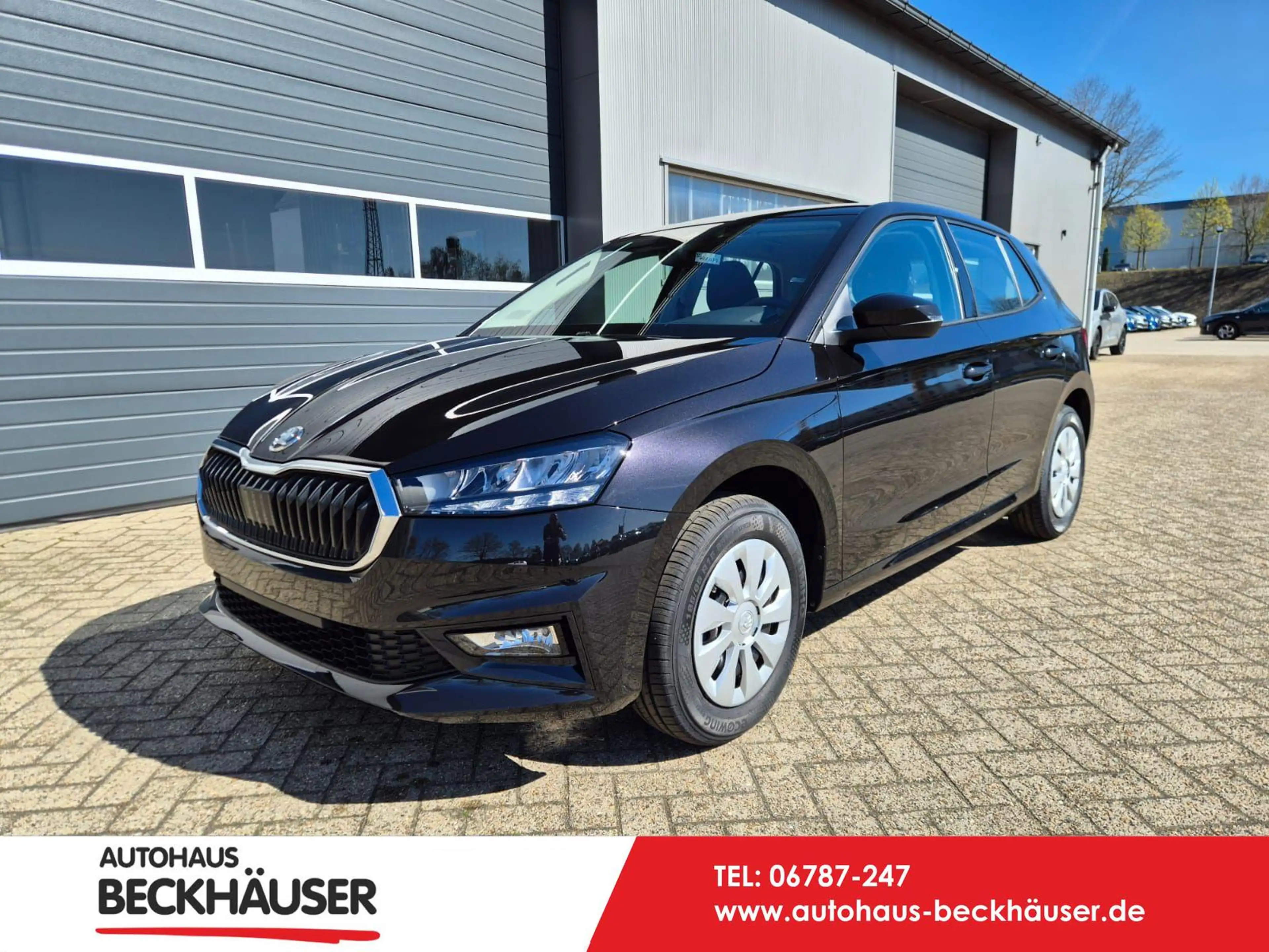 Skoda Fabia 1.0 TSI 95PS Selection 5-türig Rückf.Kamera Par...