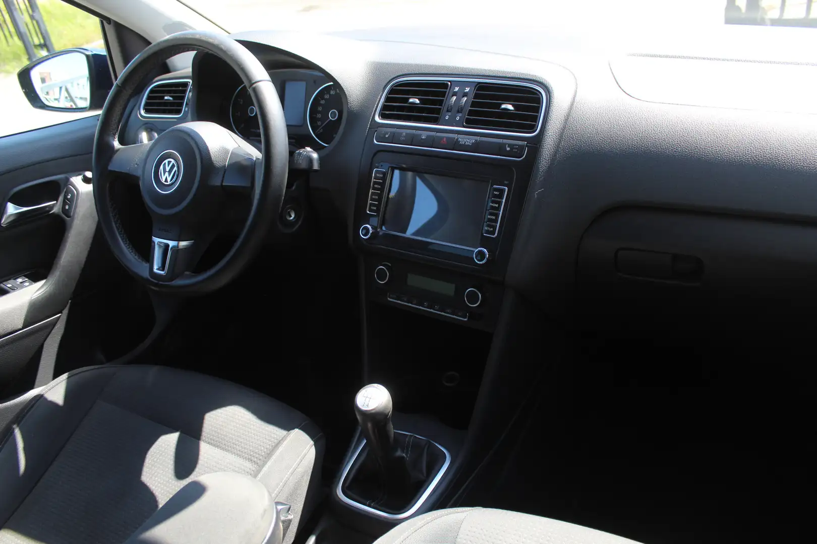 Volkswagen Polo 1.2-12V BlueMotion Comfortline Navigatie/Bluetooth Blauw - 2