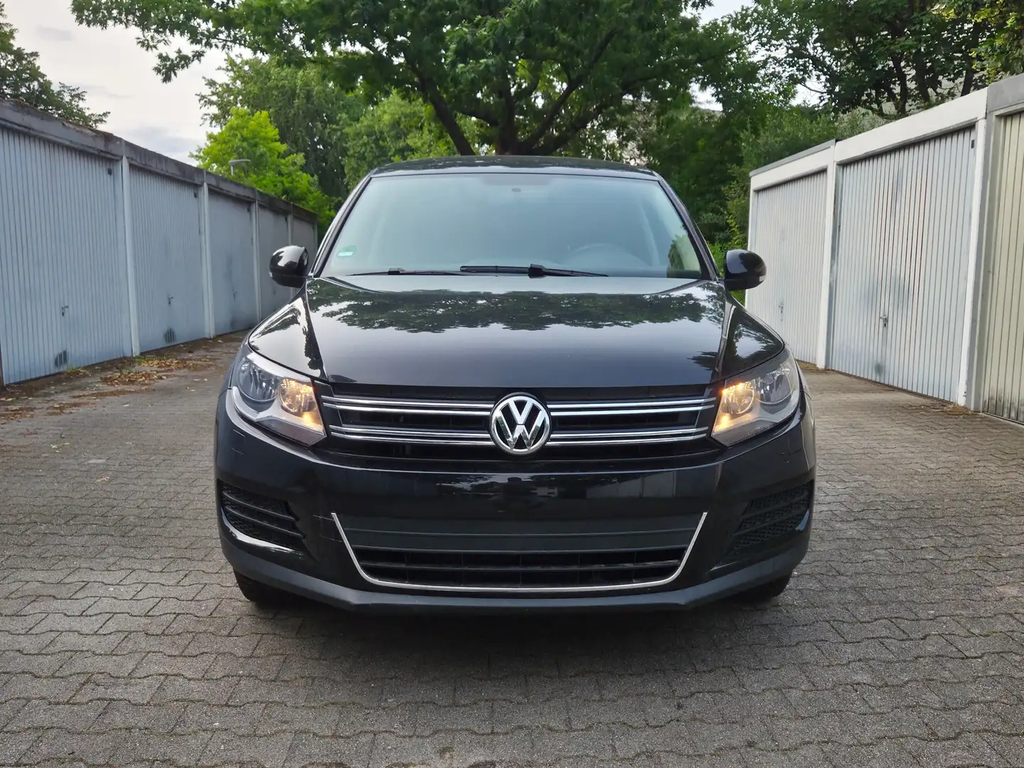 Volkswagen Tiguan Tiguan 1.4 TSI BlueMotion Technology CityScape Noir - 1