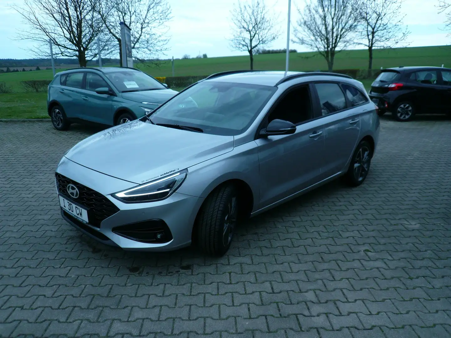 Hyundai i30 Kombi 1.0 T-GDI DCT Advantage Plateado - 1
