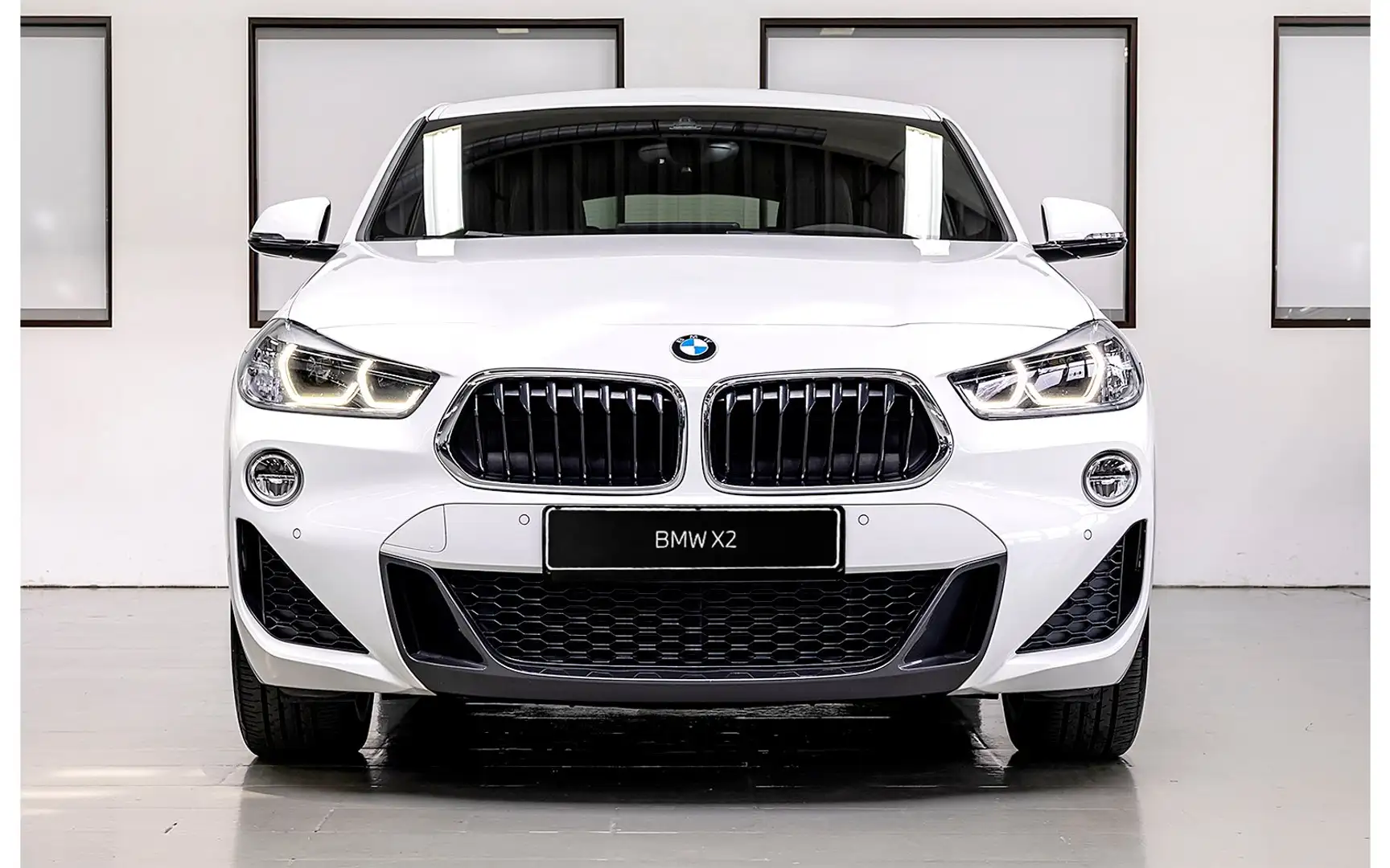 BMW X2 sd18d M-SPORT LED NAVI+ HUD DA TEMP PA KAY SHZ 19" Weiß - 2