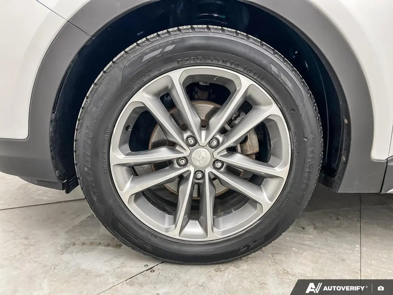 Hyundai SANTA FE снимка Hyundai SANTA FE