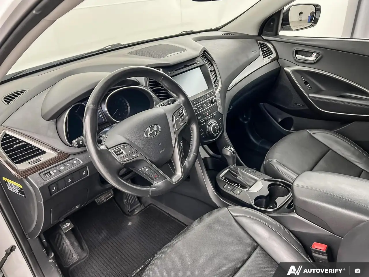 Hyundai SANTA FE снимка Hyundai SANTA FE