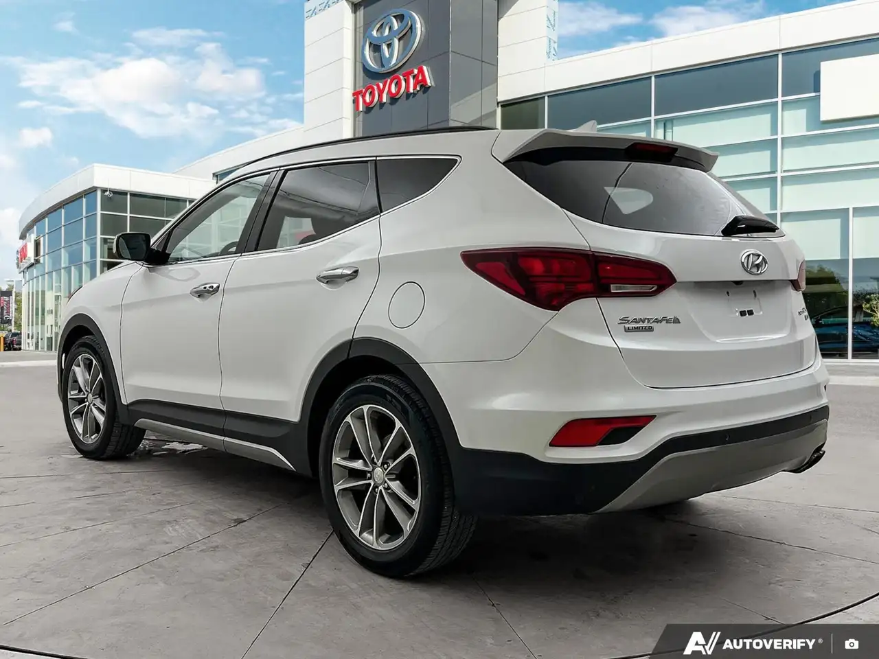Hyundai SANTA FE снимка Hyundai SANTA FE