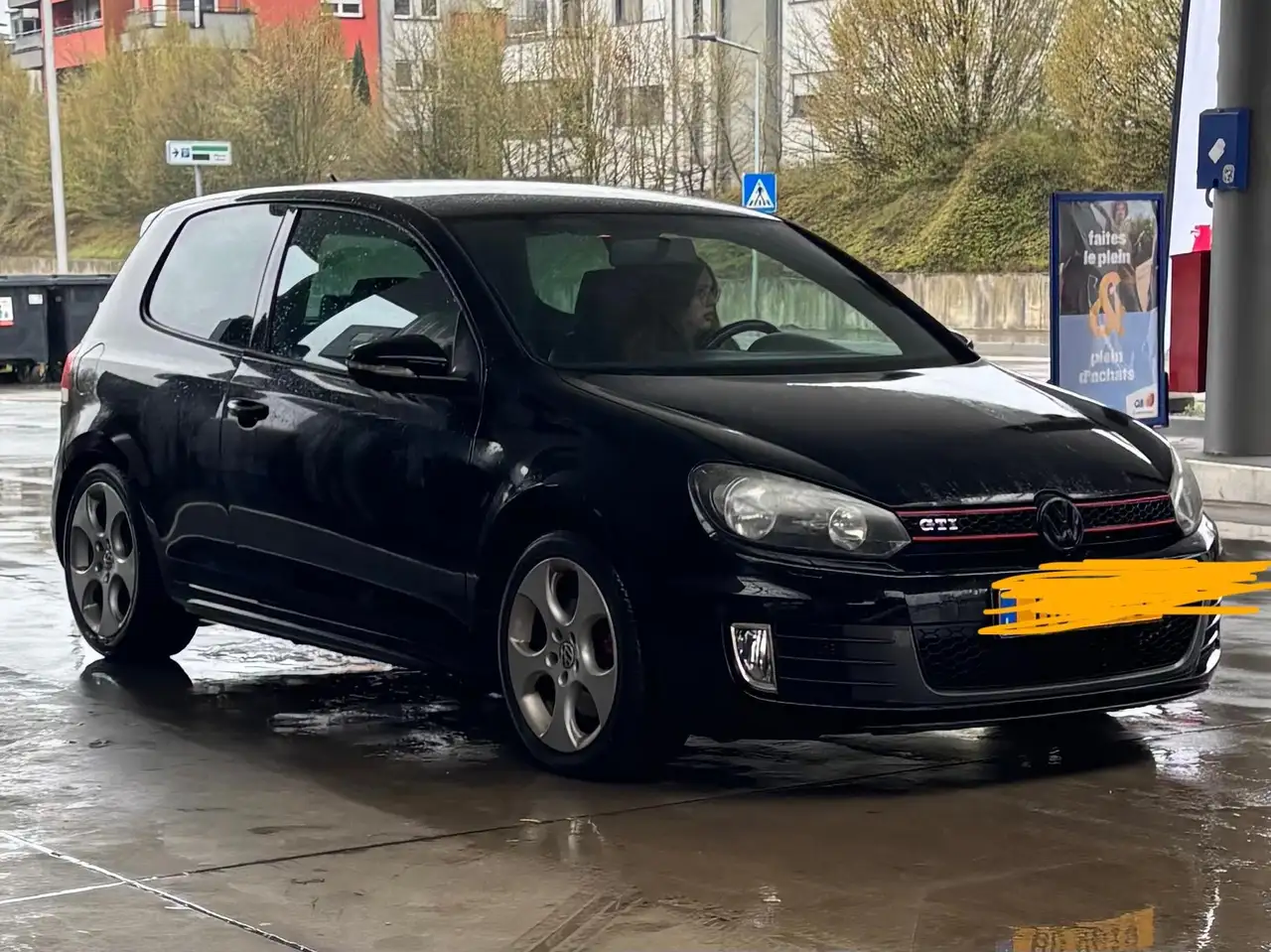 Volkswagen Golf GTI