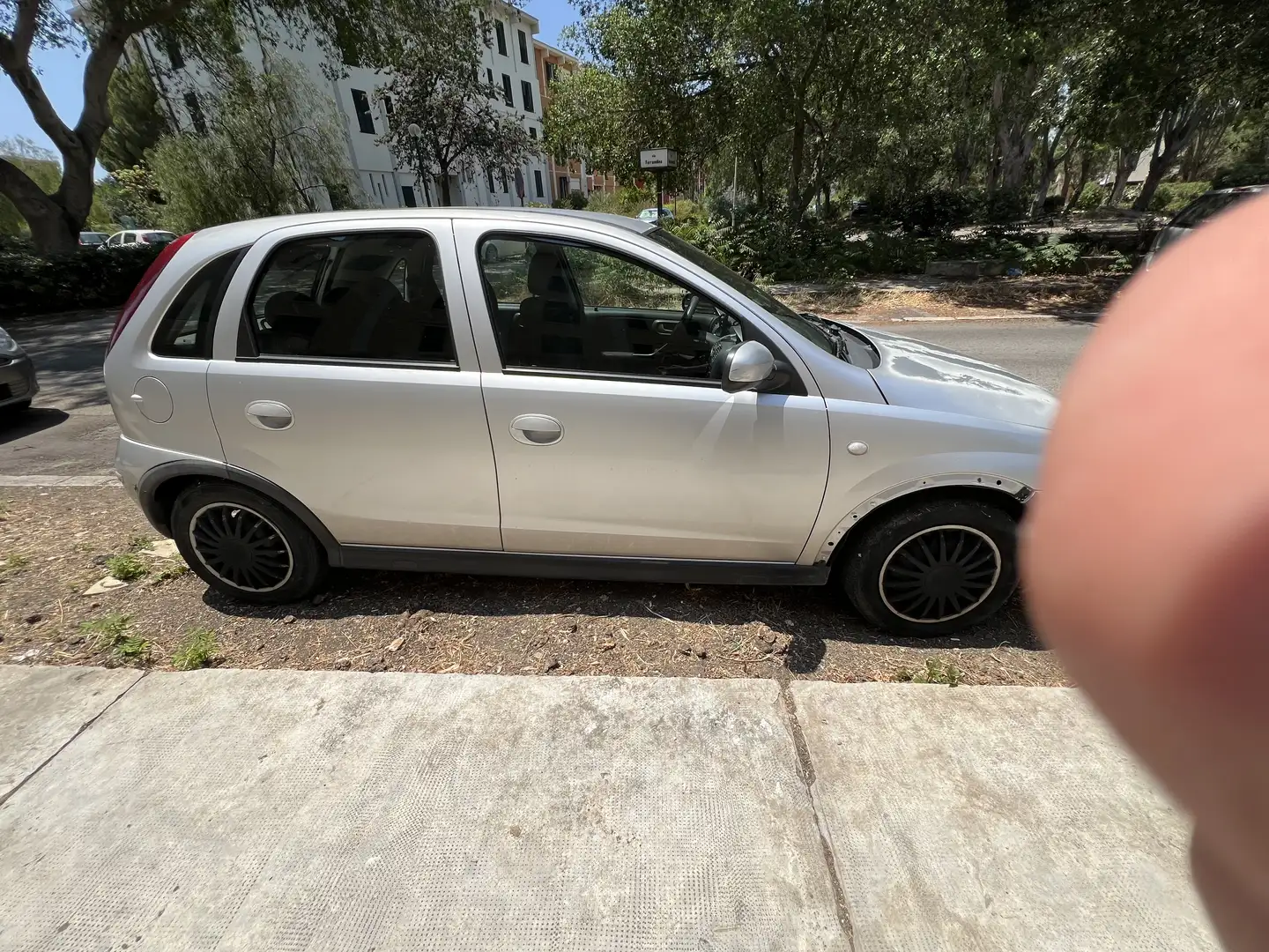 Opel Corsa 5p 1.2 Enjoy 80cv - 2