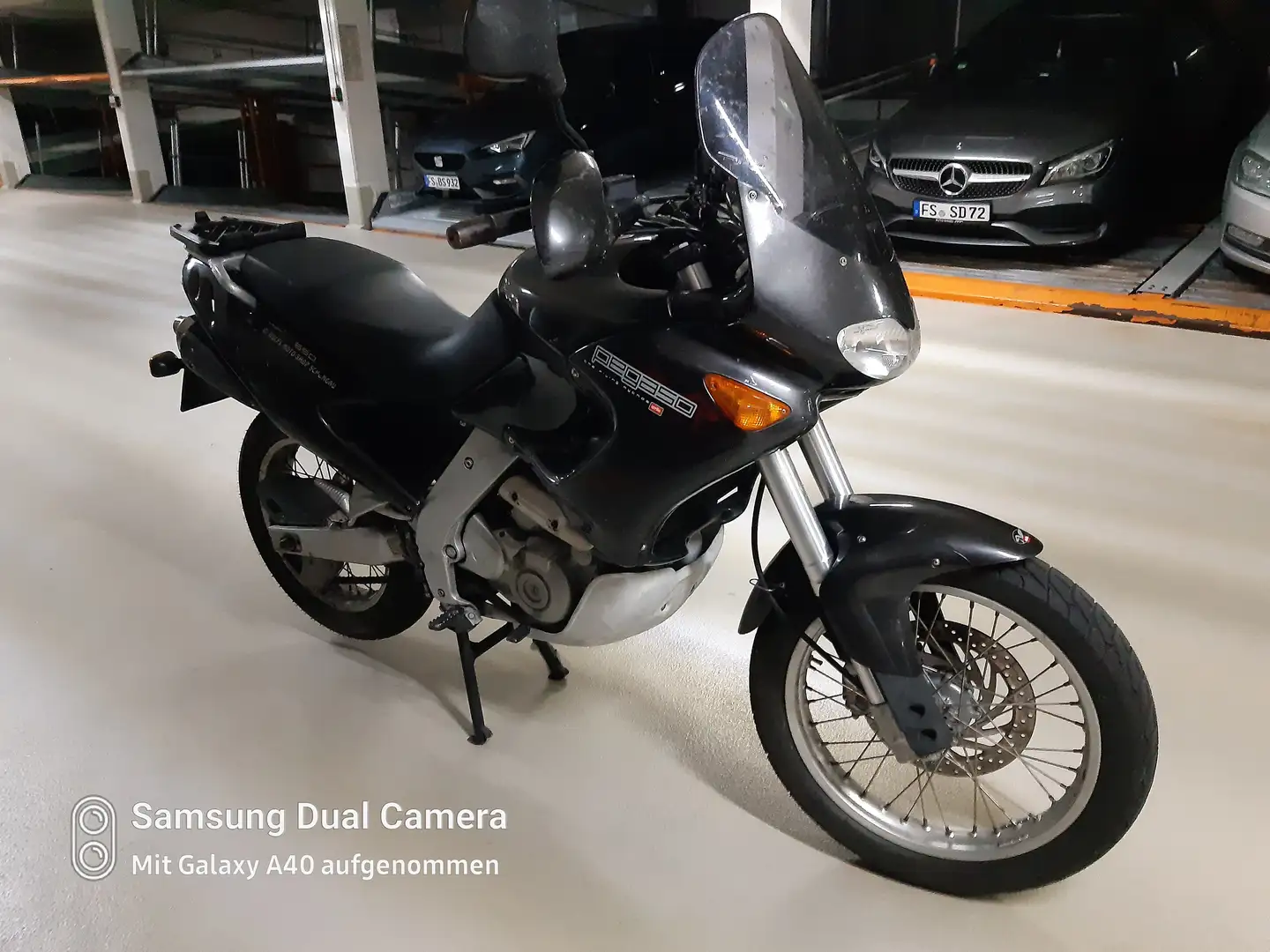 Aprilia Pegaso 650 ML Fekete - 1