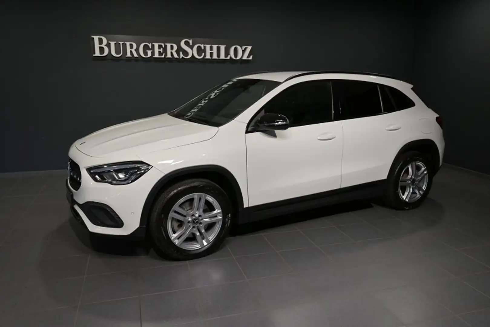 Mercedes-Benz GLA 250 e PROGRESSIVE/LED/AHK/NAVI/MBUX/TOTW/SHZ Weiß - 1