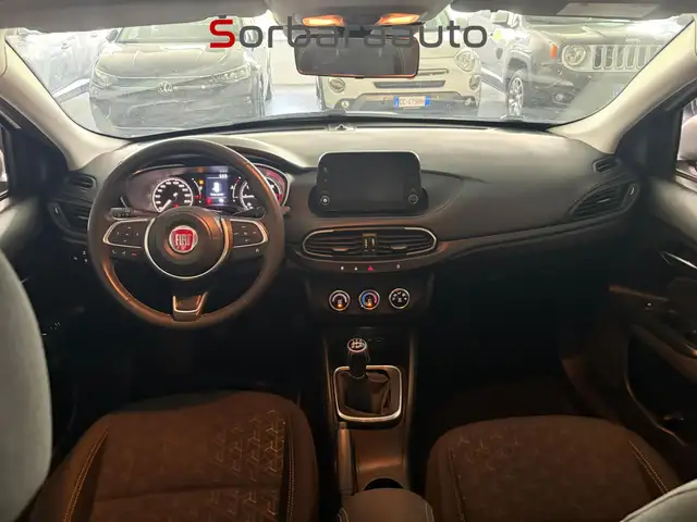 Fiat Tipo view 14