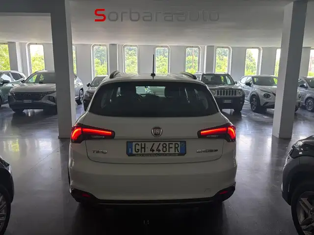 Fiat Tipo view 4